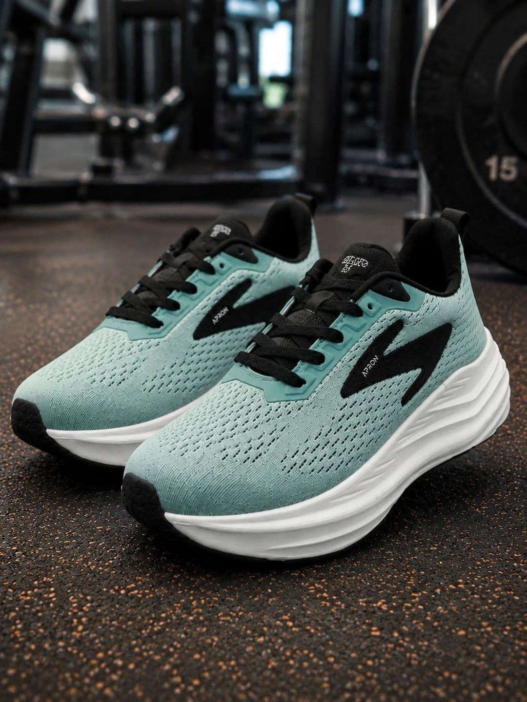 APRON Men Running Shoes thumbnail 2