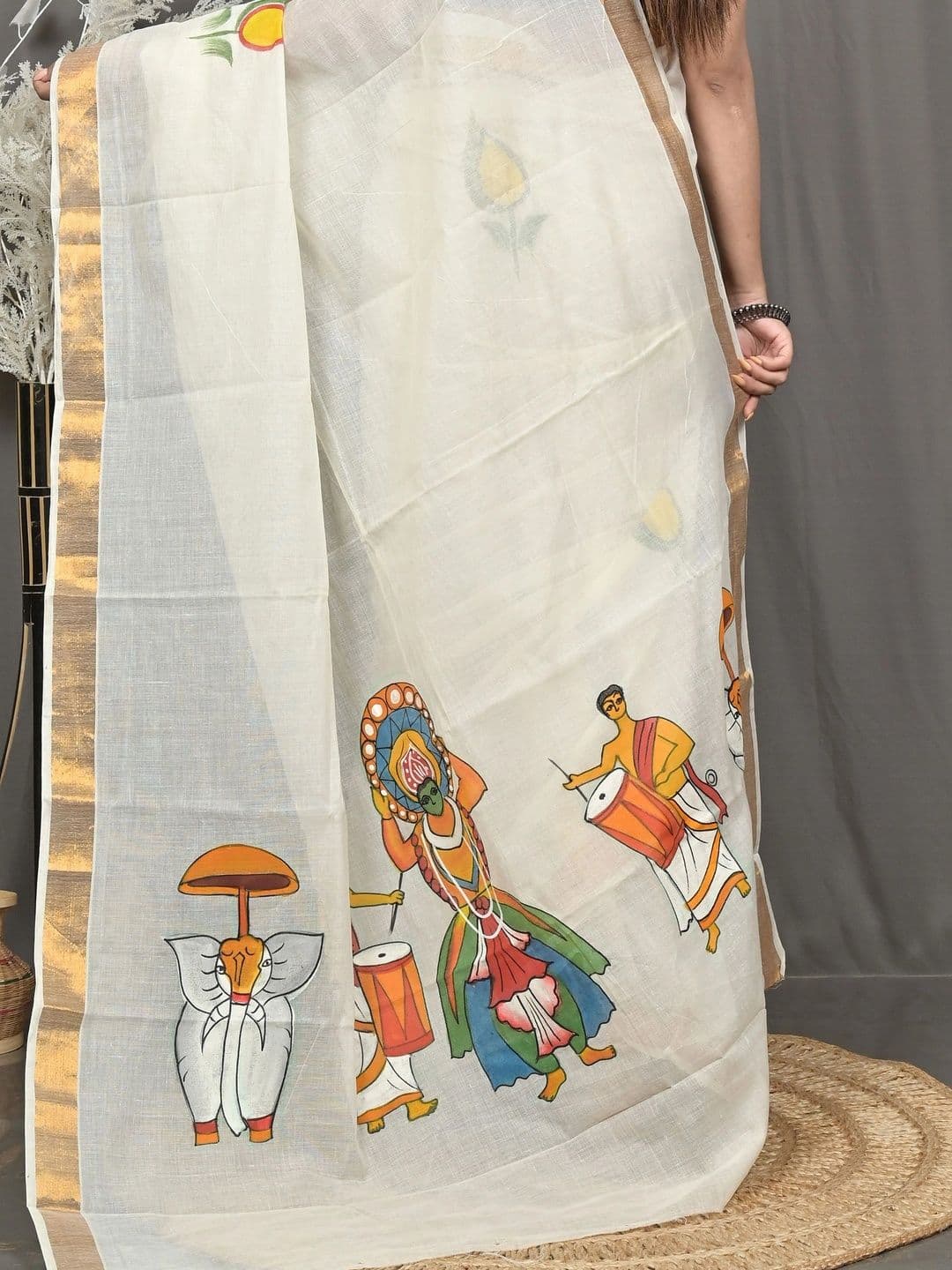 DipDiya Ethnic Motifs Sequinned Pure Cotton Handloom Taant Saree thumbnail 6