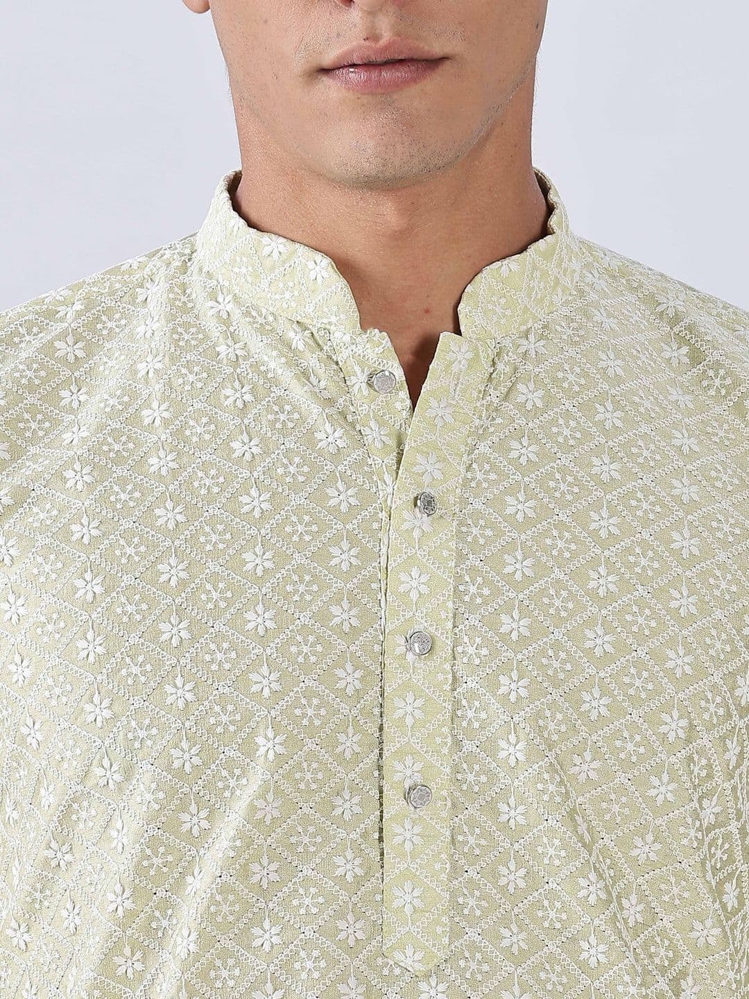 Anouk Men Geometric Embroidery Knee Length Straight Kurta thumbnail 2