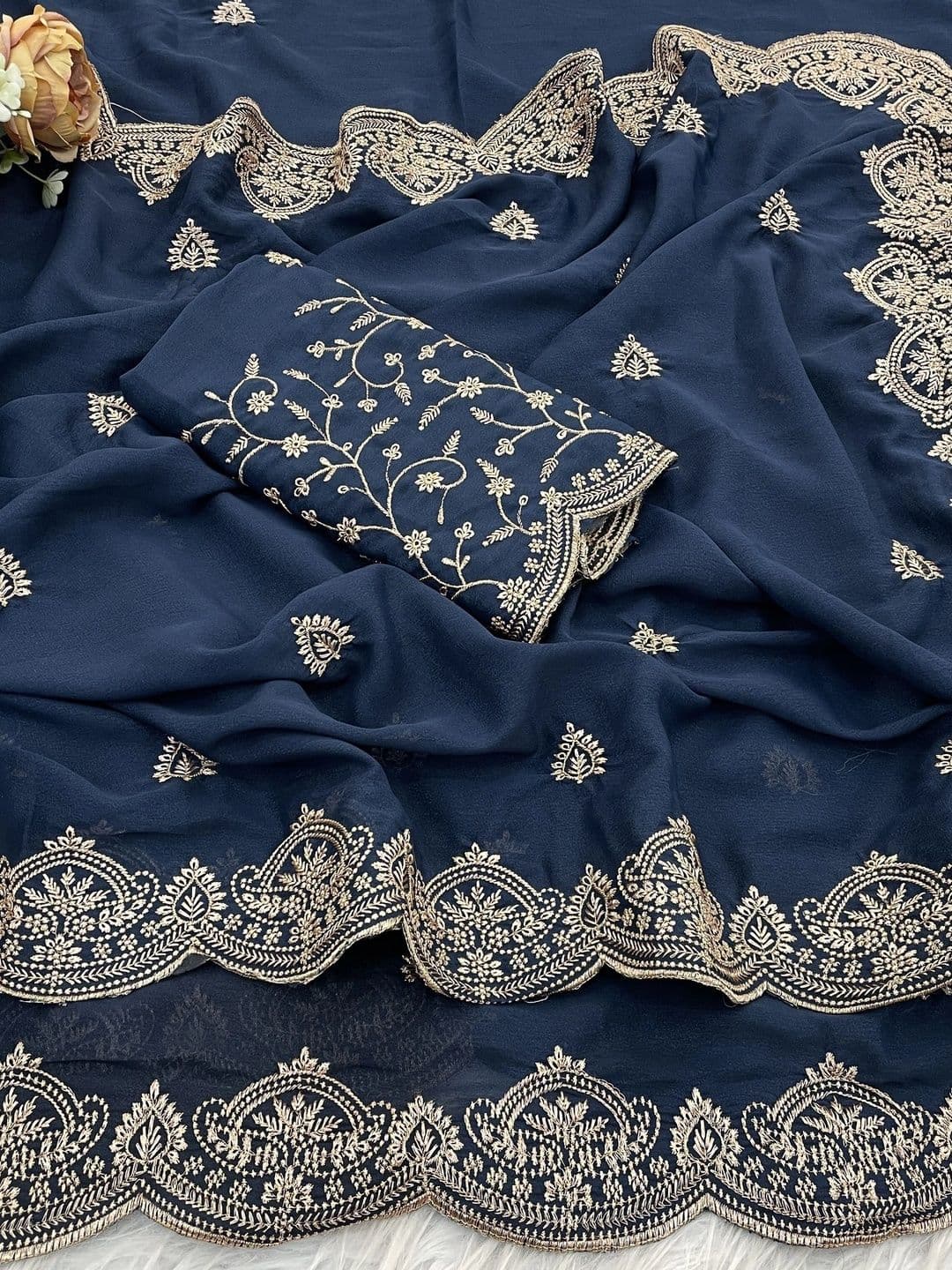 LabelVASTRA Embellished Embroidered Poly Georgette Saree thumbnail 5
