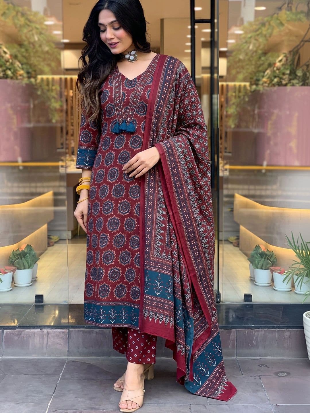 Anouk Women Ethnic Motifs Printed Regular Kurta with Trousers & With Dupatta thumbnail 2