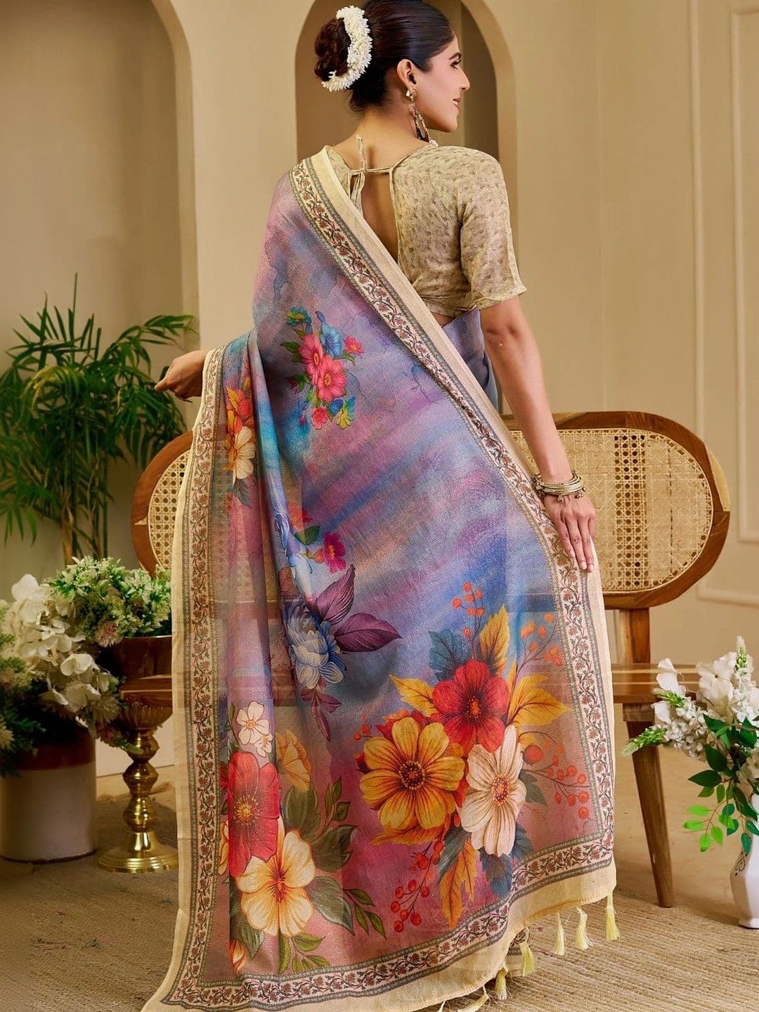 Mitera Floral Tissue Designer Saree thumbnail 2
