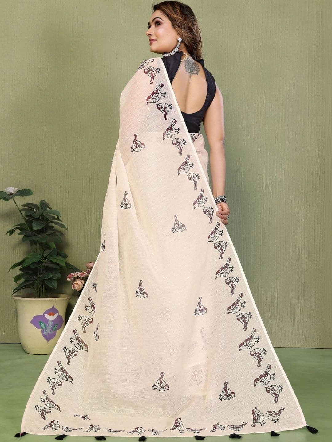 Mitera Warli Linen Blend Designer Saree thumbnail 3