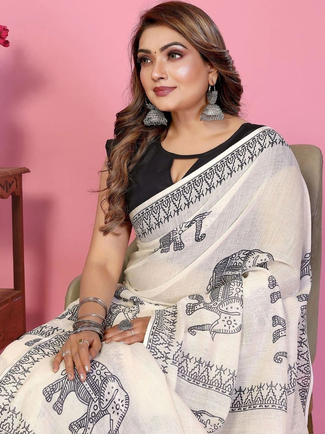 Mitera Warli Linen Blend Designer Saree thumbnail 4