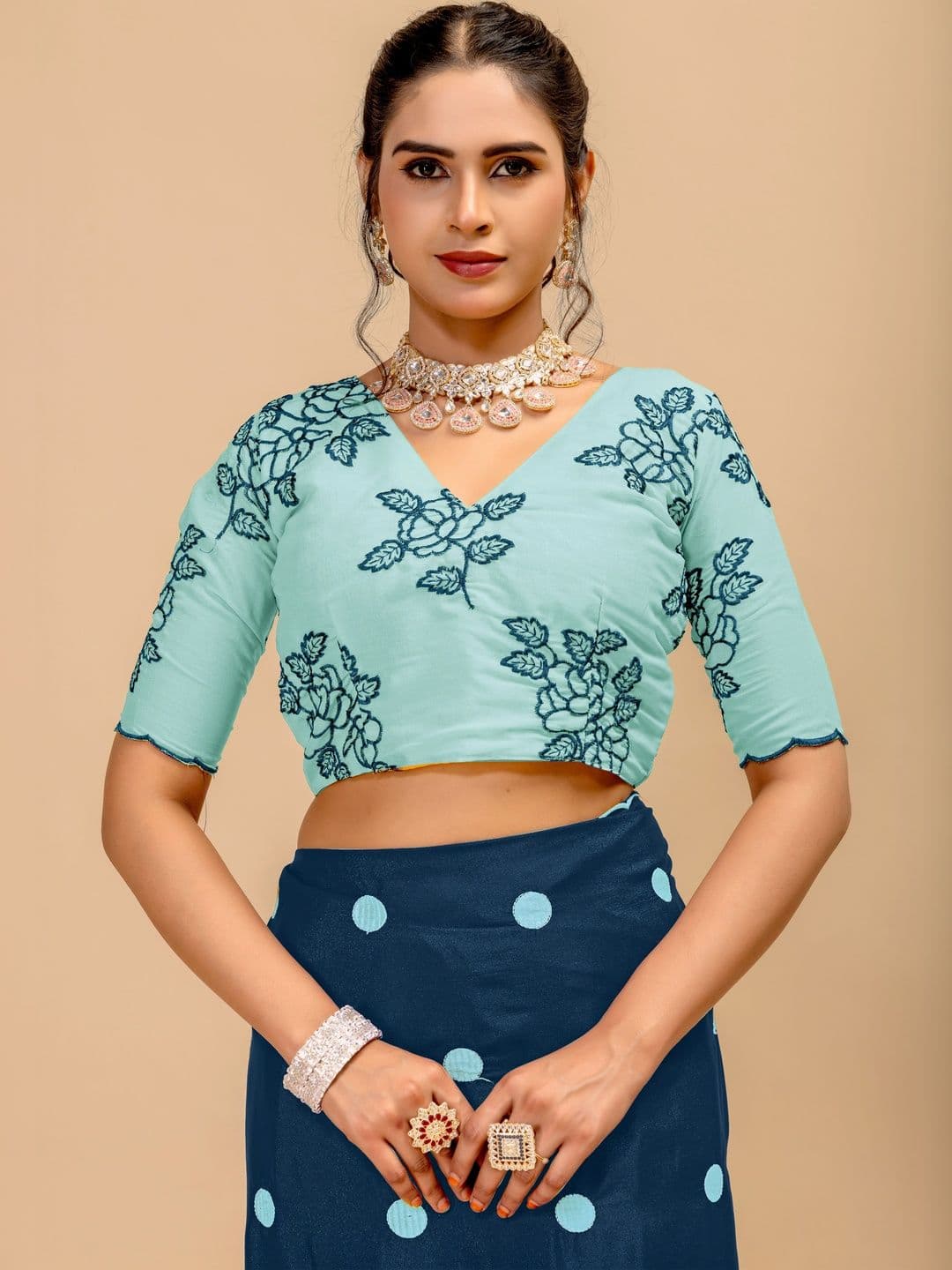 Saanvi Polka Dot Embroidered Poly Georgette Saree thumbnail 3