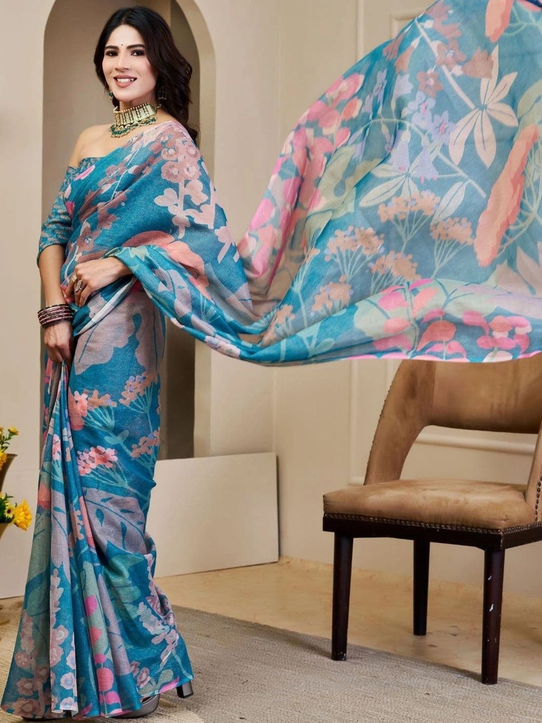 Mitera Floral Tissue Designer Saree thumbnail 5