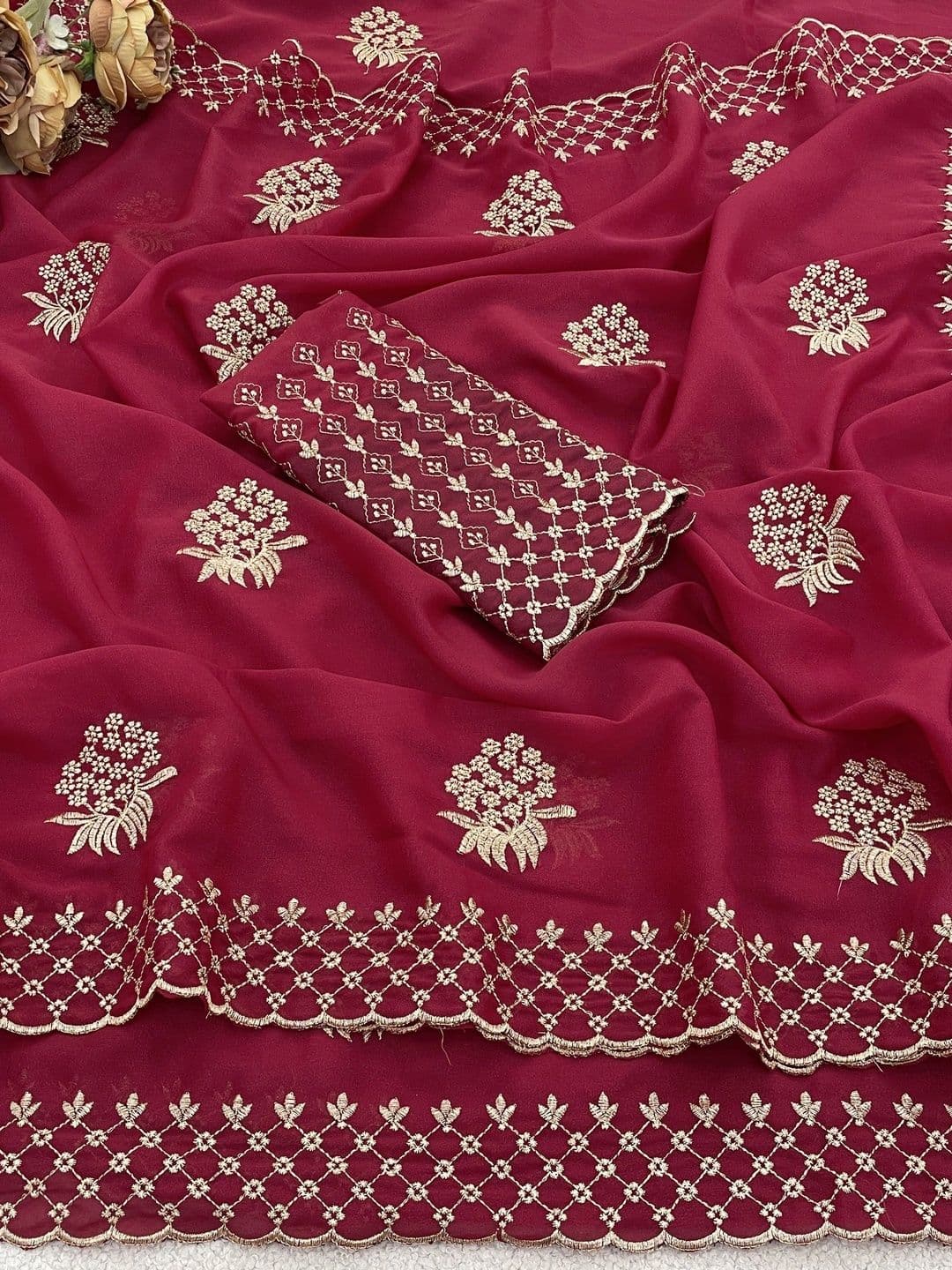 Saanvi Floral Embroidered Poly Georgette Saree thumbnail 5