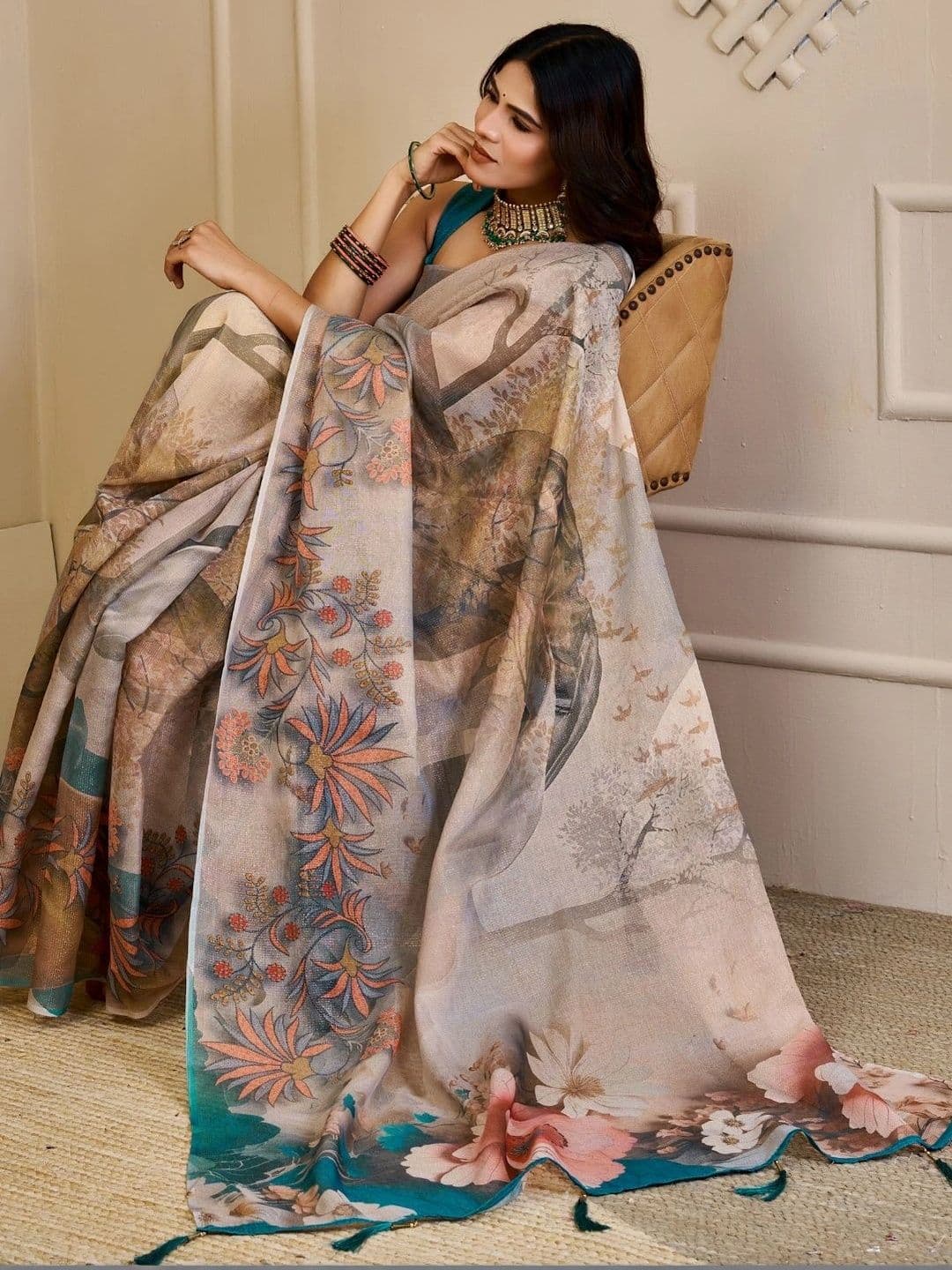 Mitera Floral Tissue Designer Saree thumbnail 6