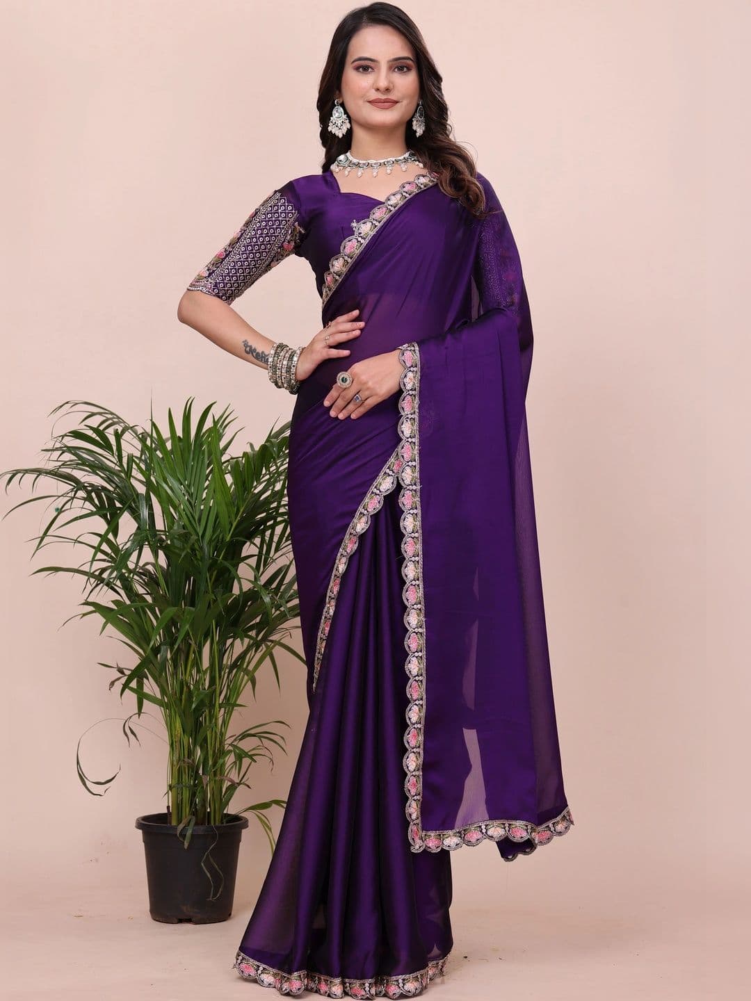 Saanvi Embroidered Silk Blend Saree - view 1