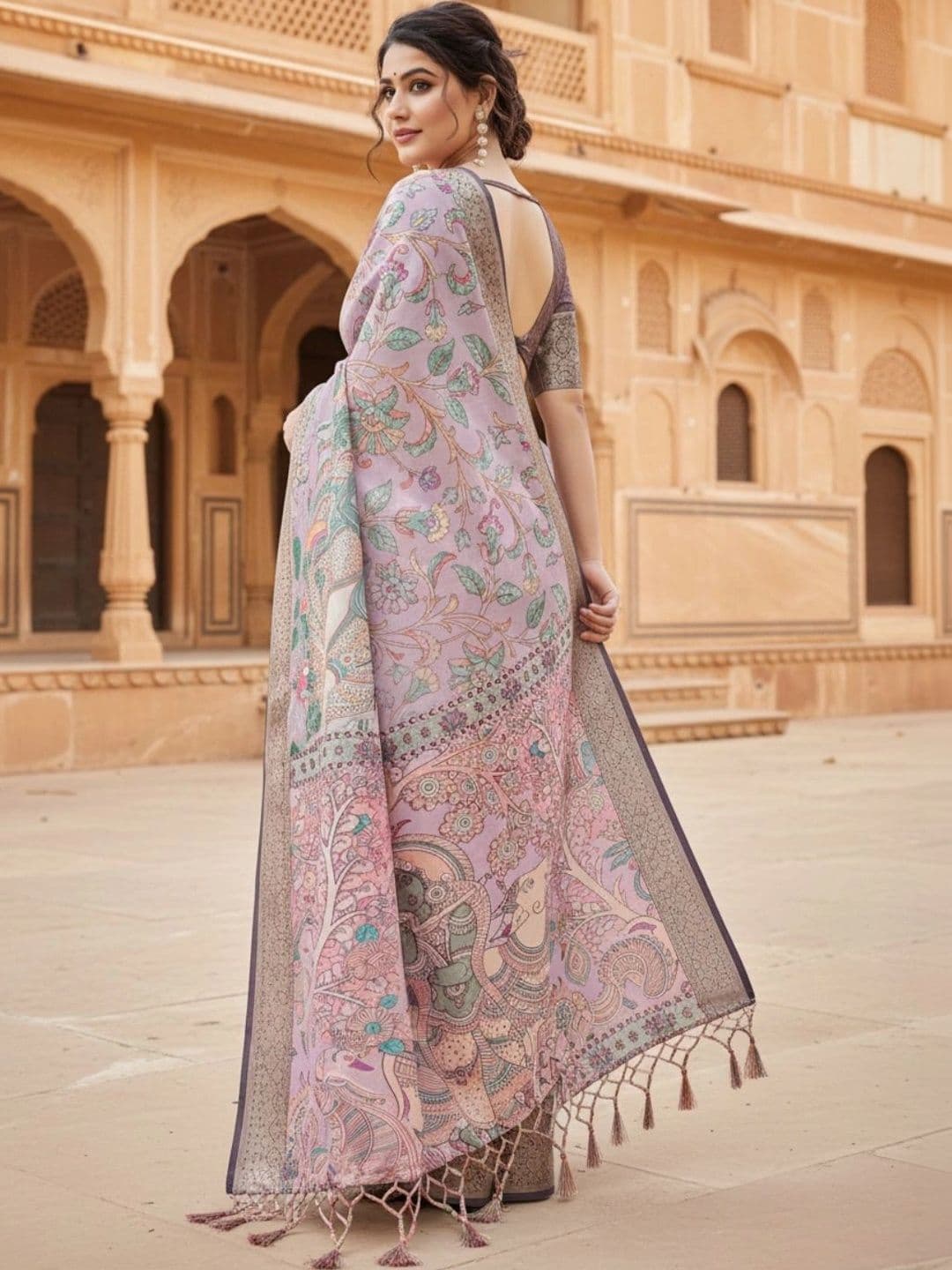 Mitera Floral Silk Blend Designer Saree thumbnail 3