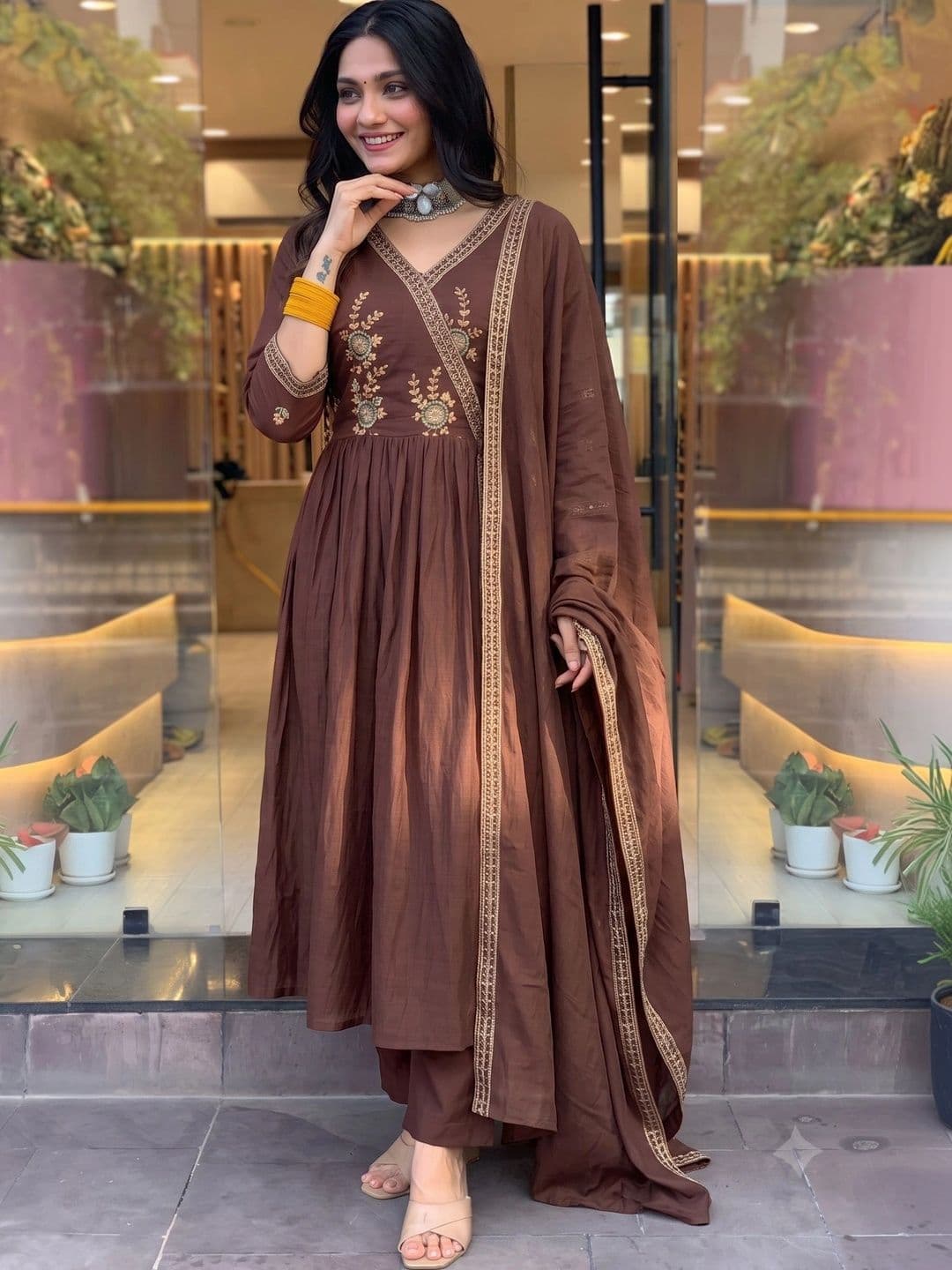 Anouk Women Ethnic Motifs Embroidered Angrakha Thread Work Pure Silk Kurta with Trousers & With Dupatta thumbnail 6