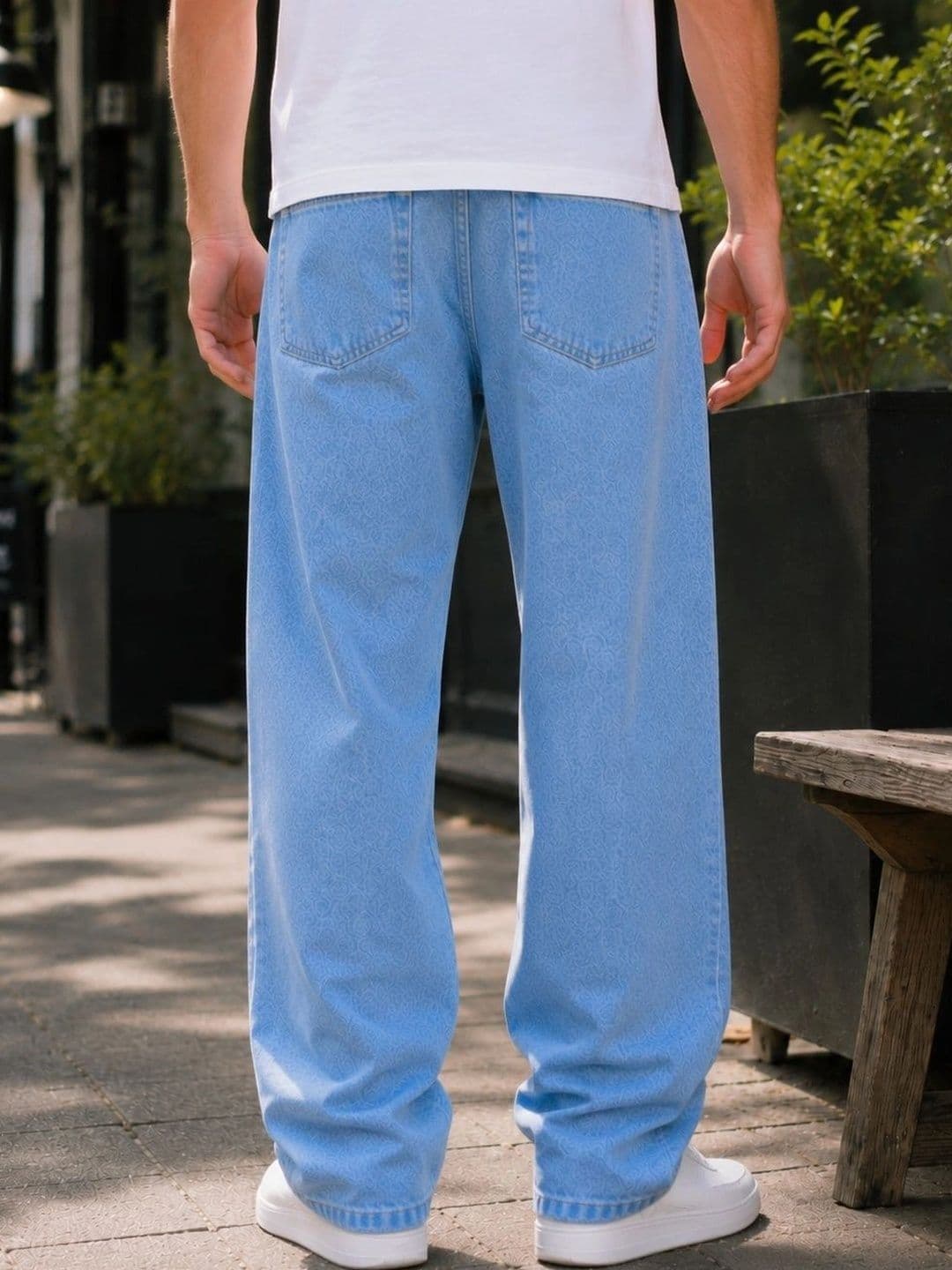 DENIM HAWK Men Classic Straight Fit Mid-Rise Stretchable Jeans thumbnail 2
