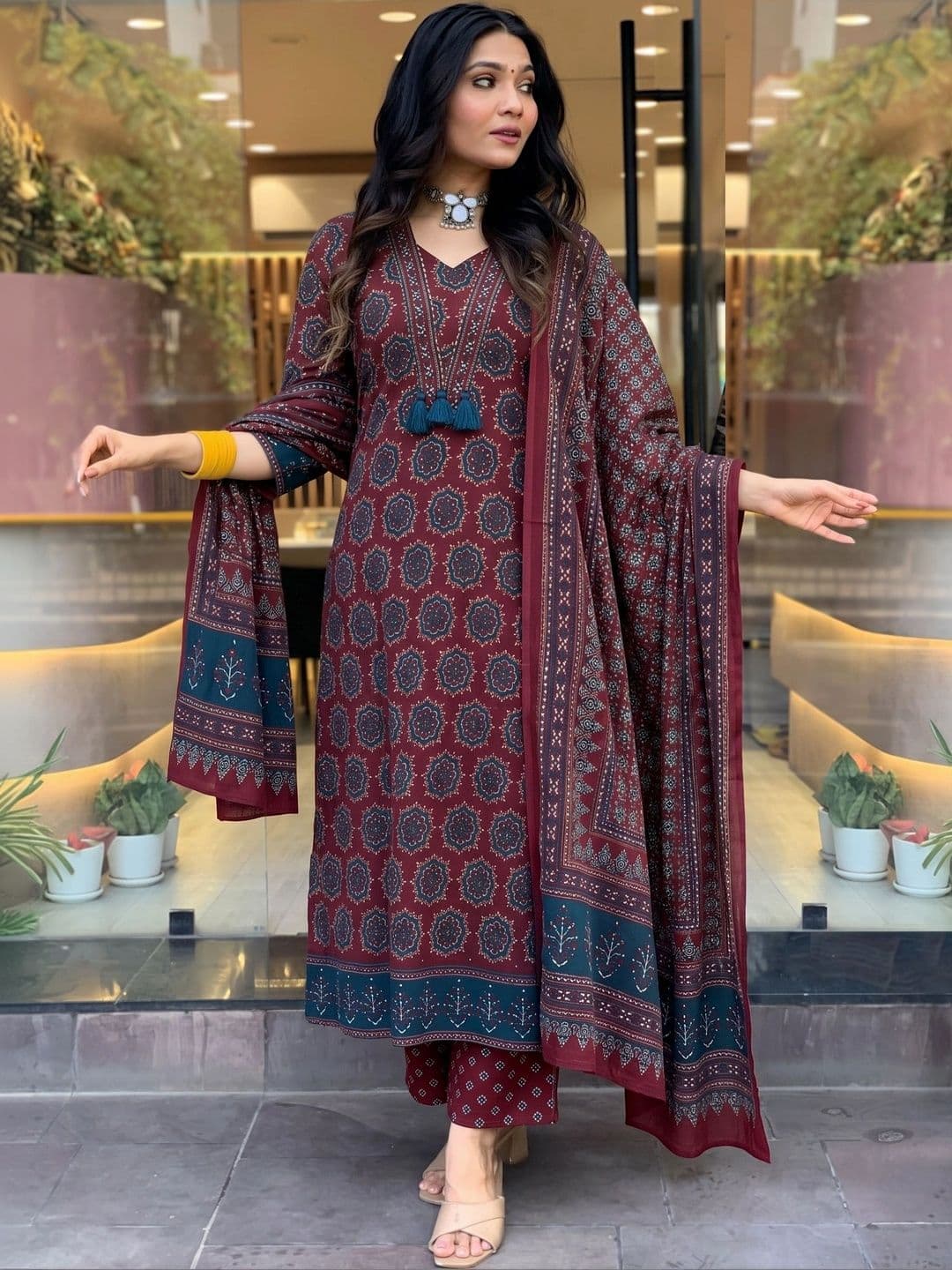 Anouk Women Ethnic Motifs Printed Regular Kurta with Trousers & With Dupatta thumbnail 3