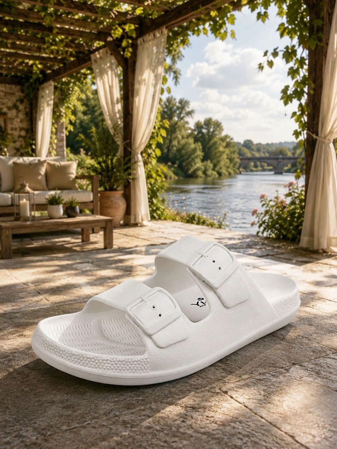 TRV Men Buckle Detailed Slip On Flip Flops thumbnail 7