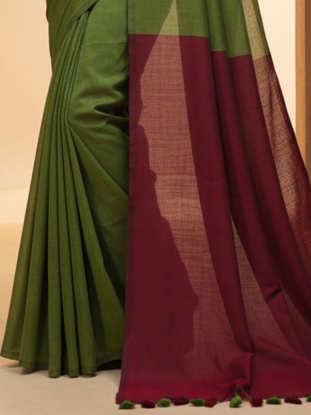 Mitera Designer Saree thumbnail 2