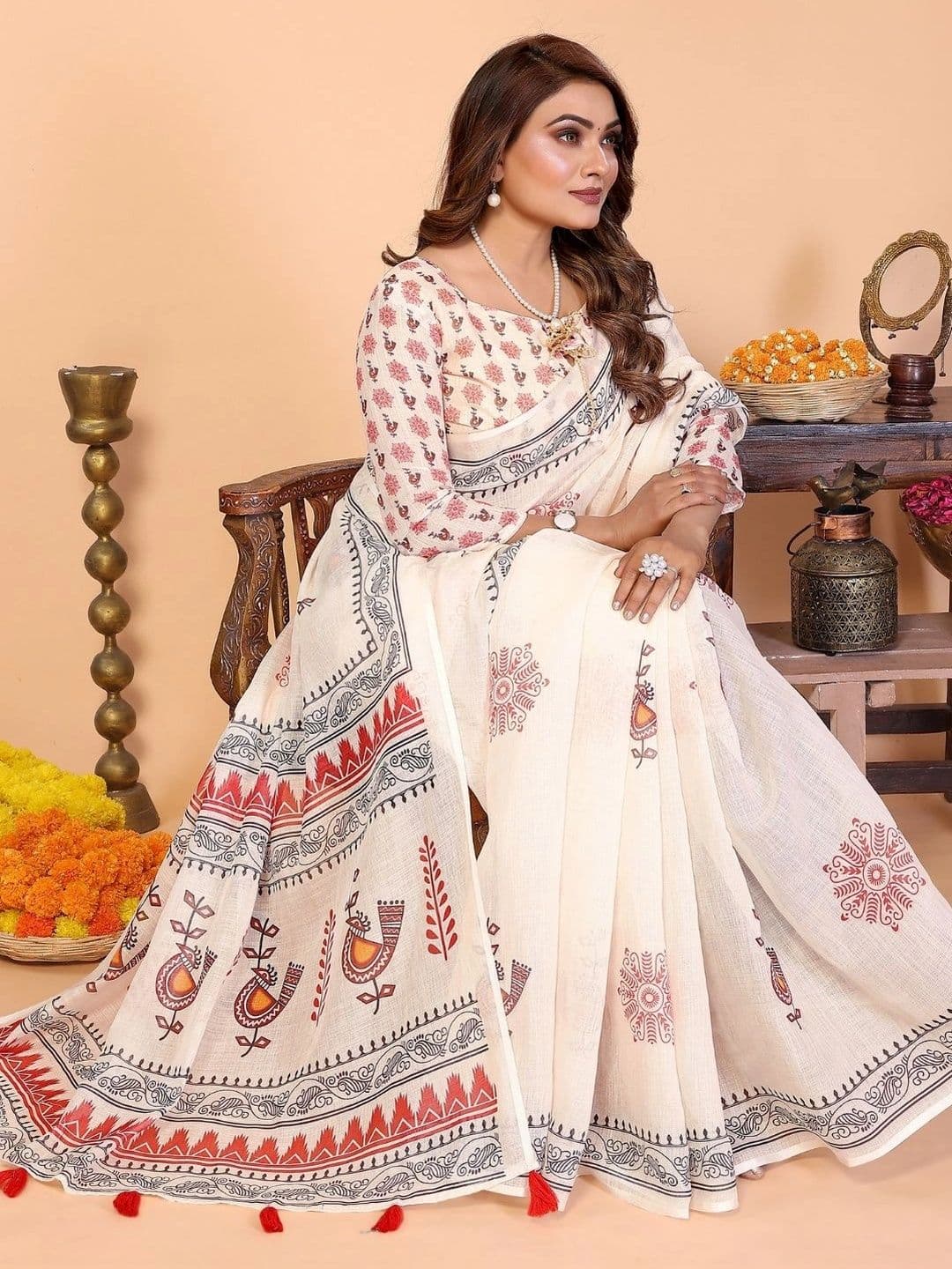 Mitera Warli Linen Blend Designer Saree thumbnail 7