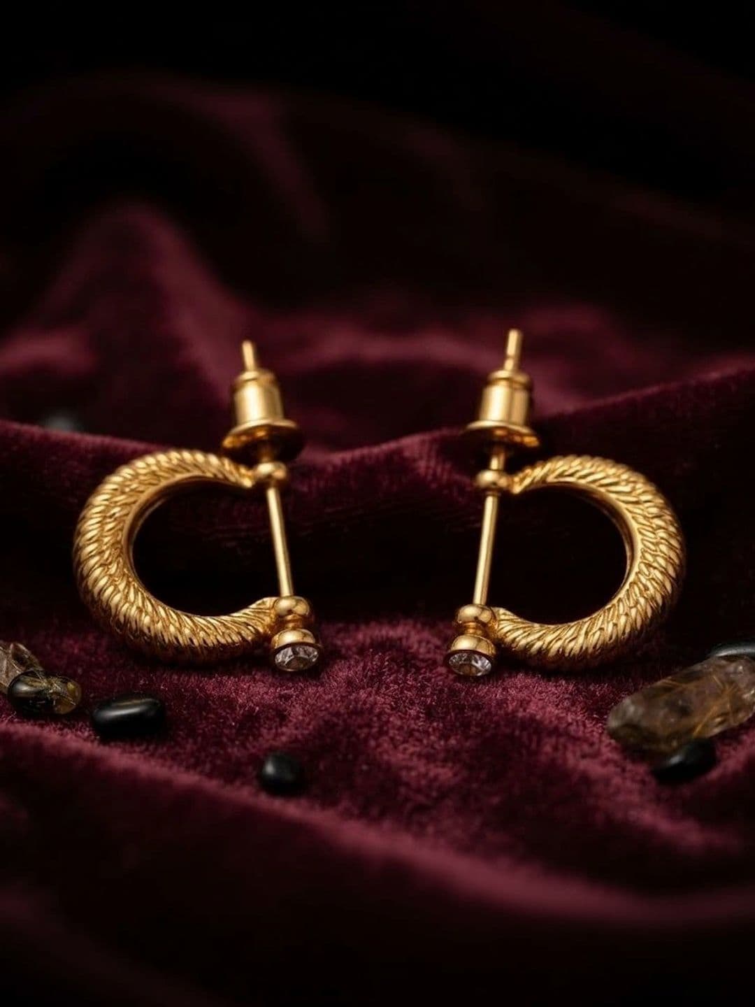 Uniqon Men Circular Half Hoop Earrings - view 1