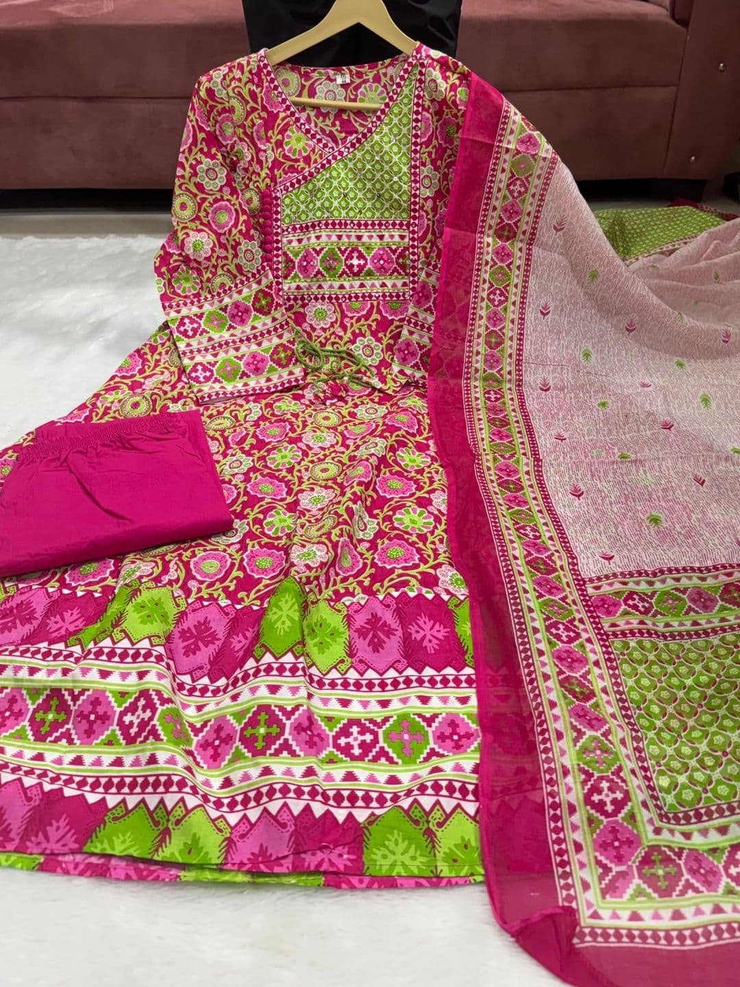 SRF KURTI HUB Women Ethnic Motifs Printed Empire Kurta with Churidar & With Dupatta thumbnail 4