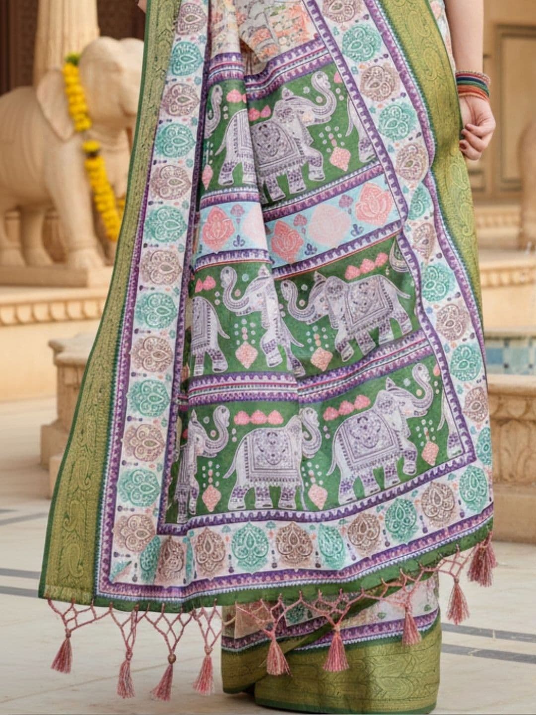 Mitera Floral Silk Blend Designer Saree thumbnail 4