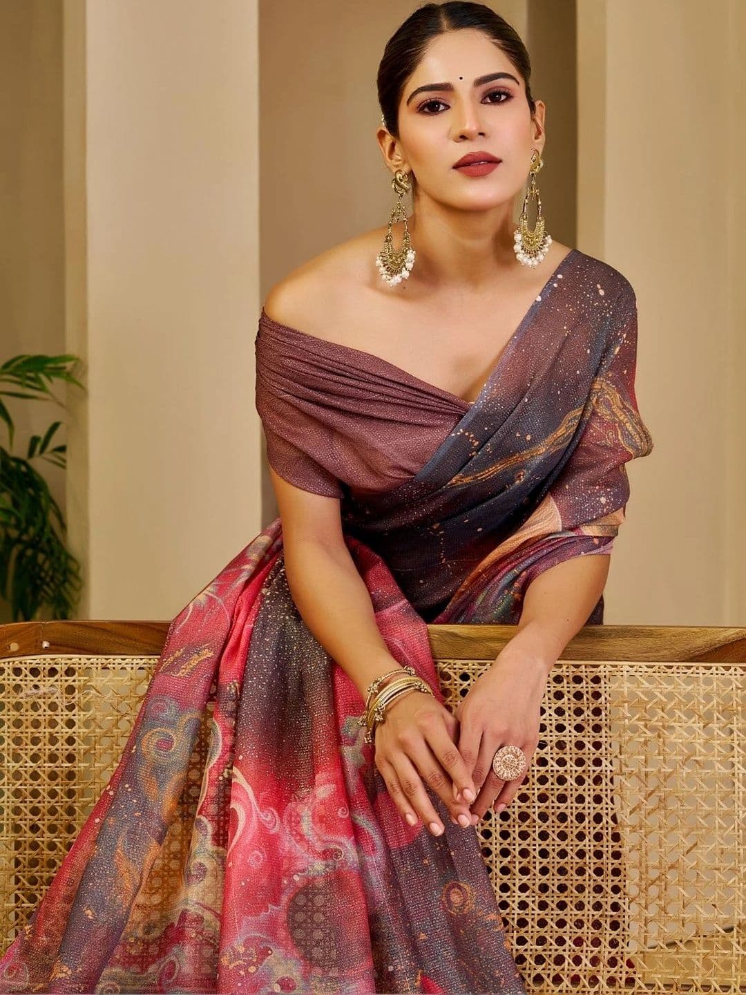 Mitera Tissue Designer Saree thumbnail 5