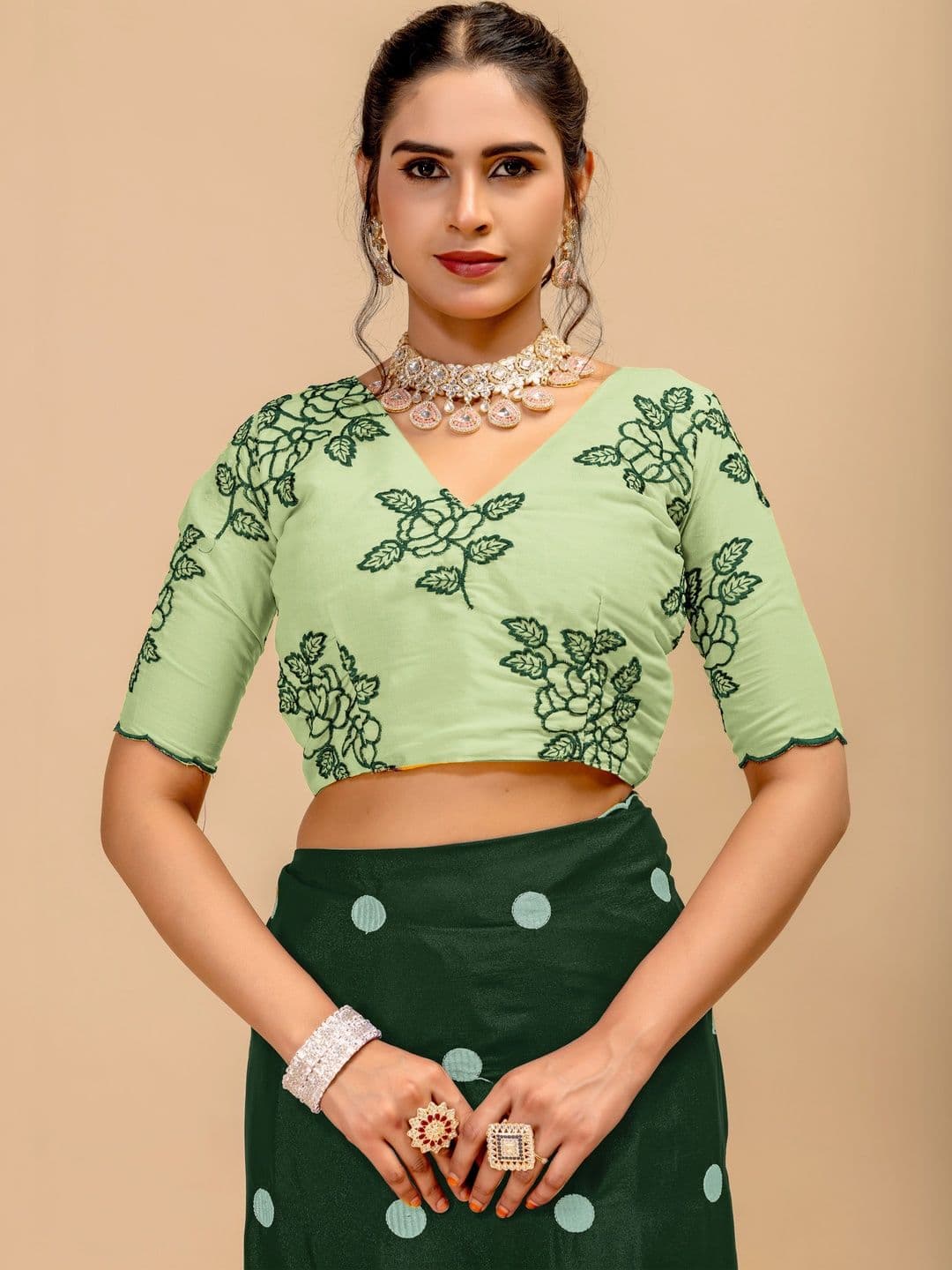 Saanvi Polka Dot Embroidered Poly Georgette Saree thumbnail 3