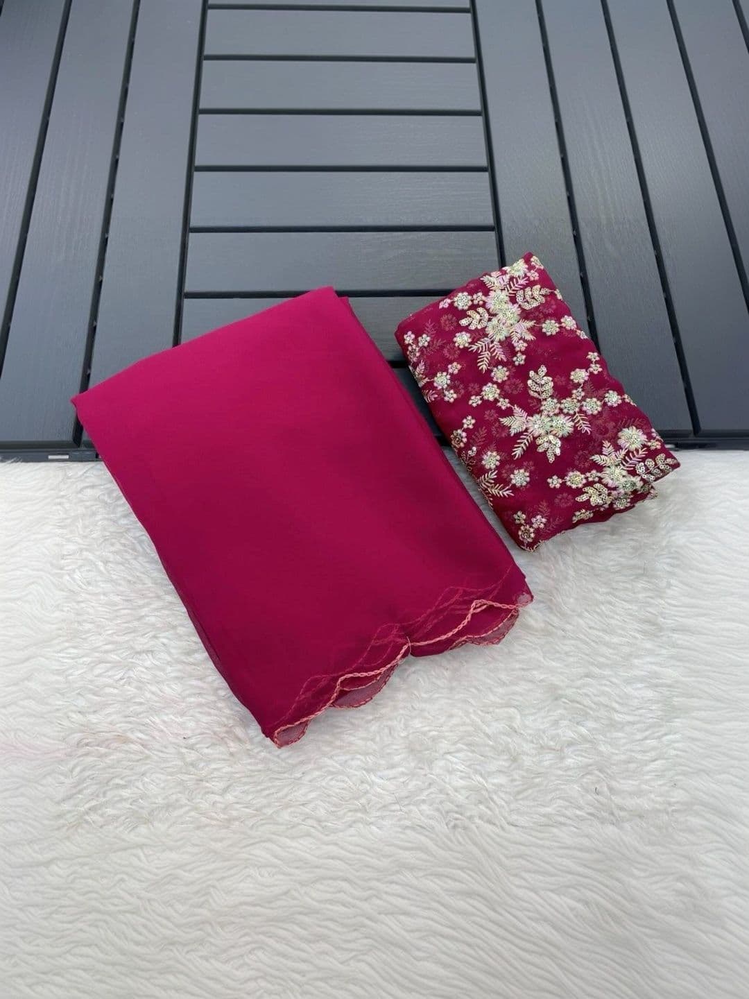 Vastra Drape Floral Embroidered Poly Georgette Saree thumbnail 2