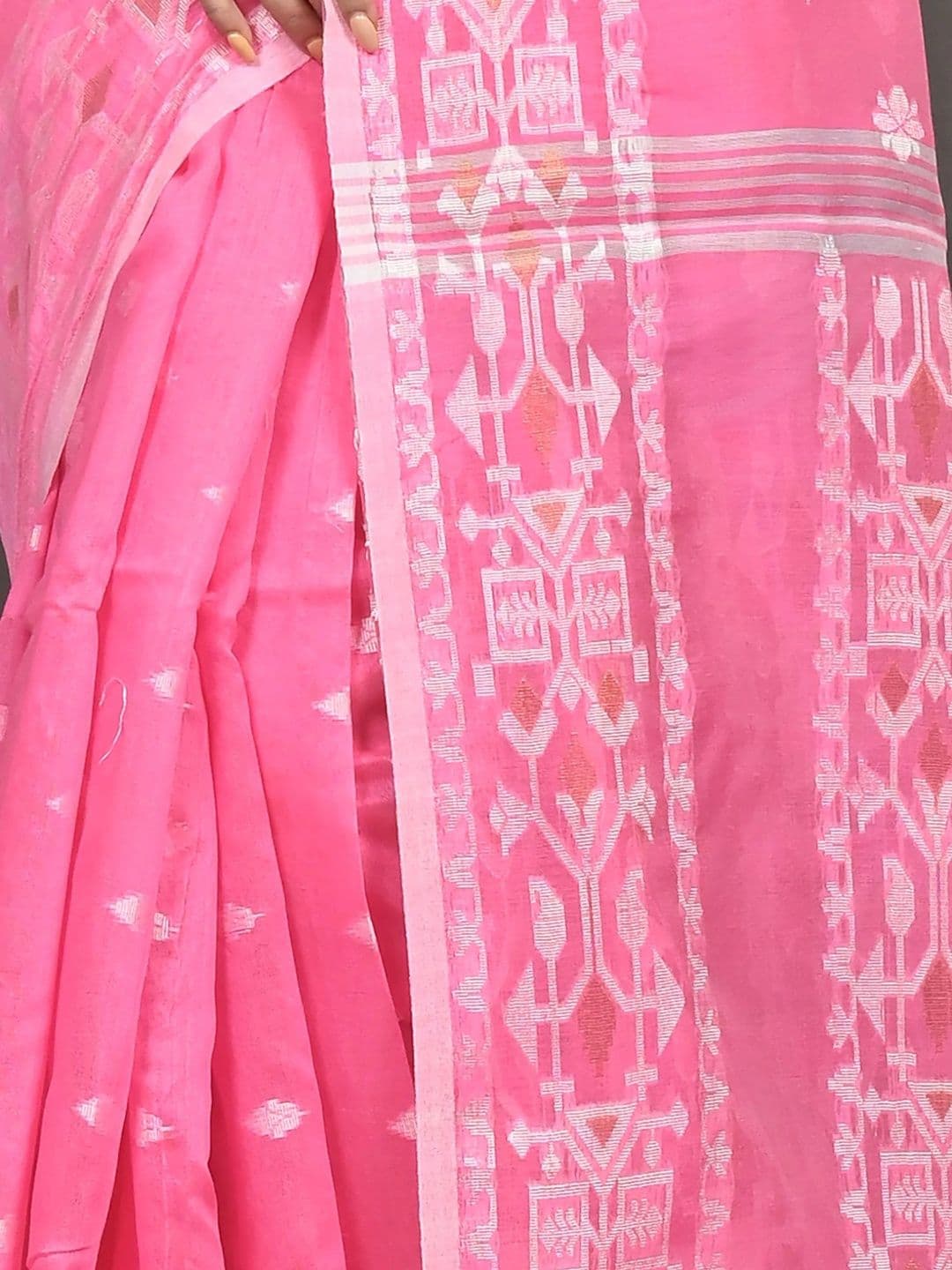 DipDiya Women Woven Design Sequinned Handloom Taant Saree thumbnail 5