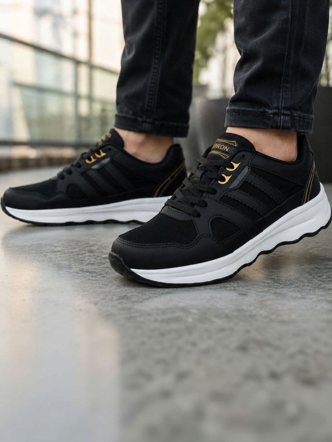 APRON Men Running Shoes thumbnail 6