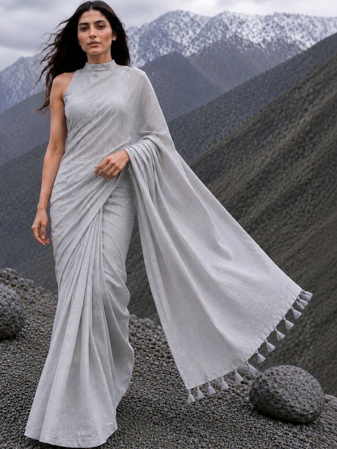 Weave Trends Linen Blend Handloom Bhagalpuri Saree thumbnail 3