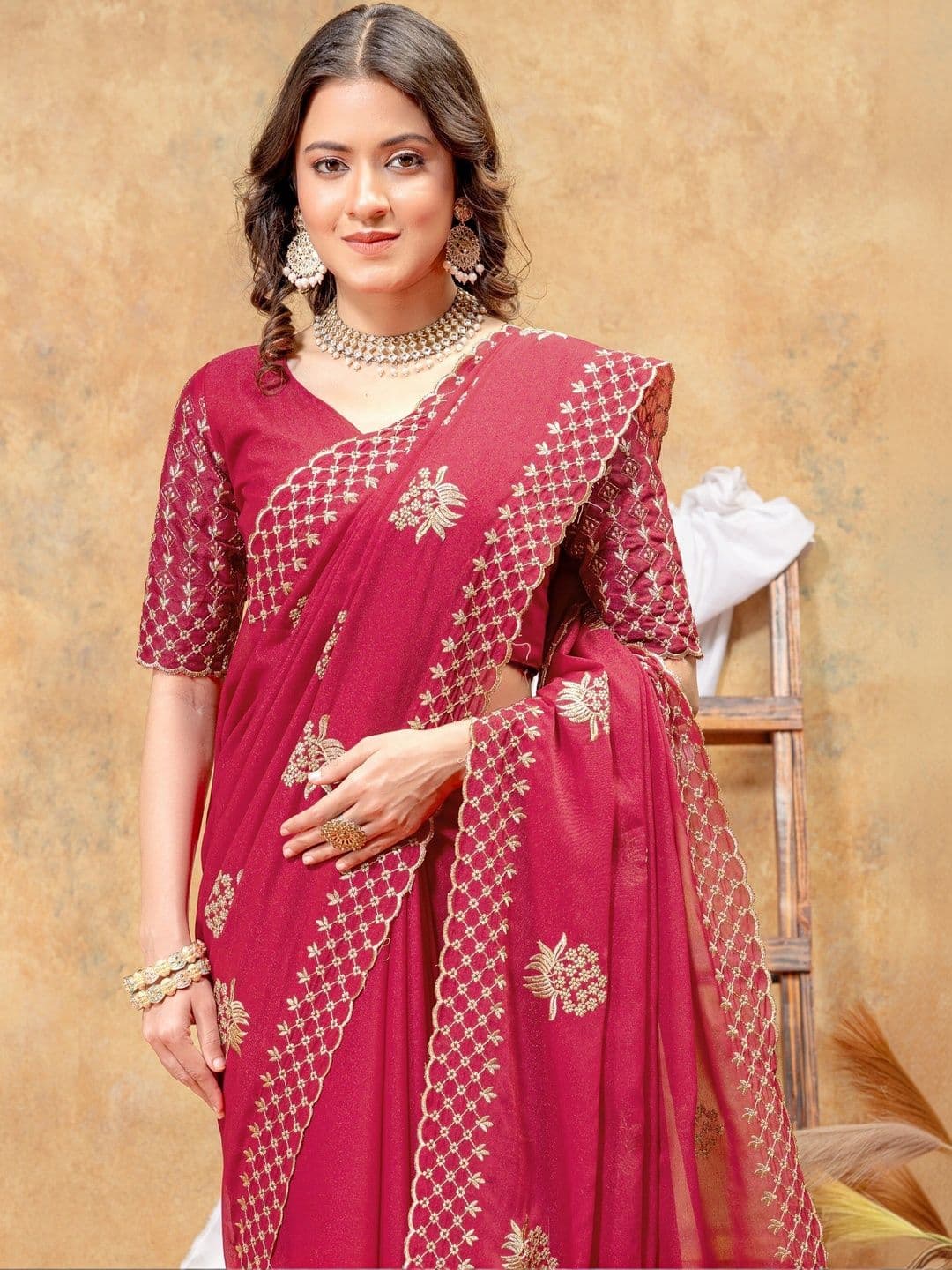 Saanvi Floral Embroidered Poly Georgette Saree - view 1