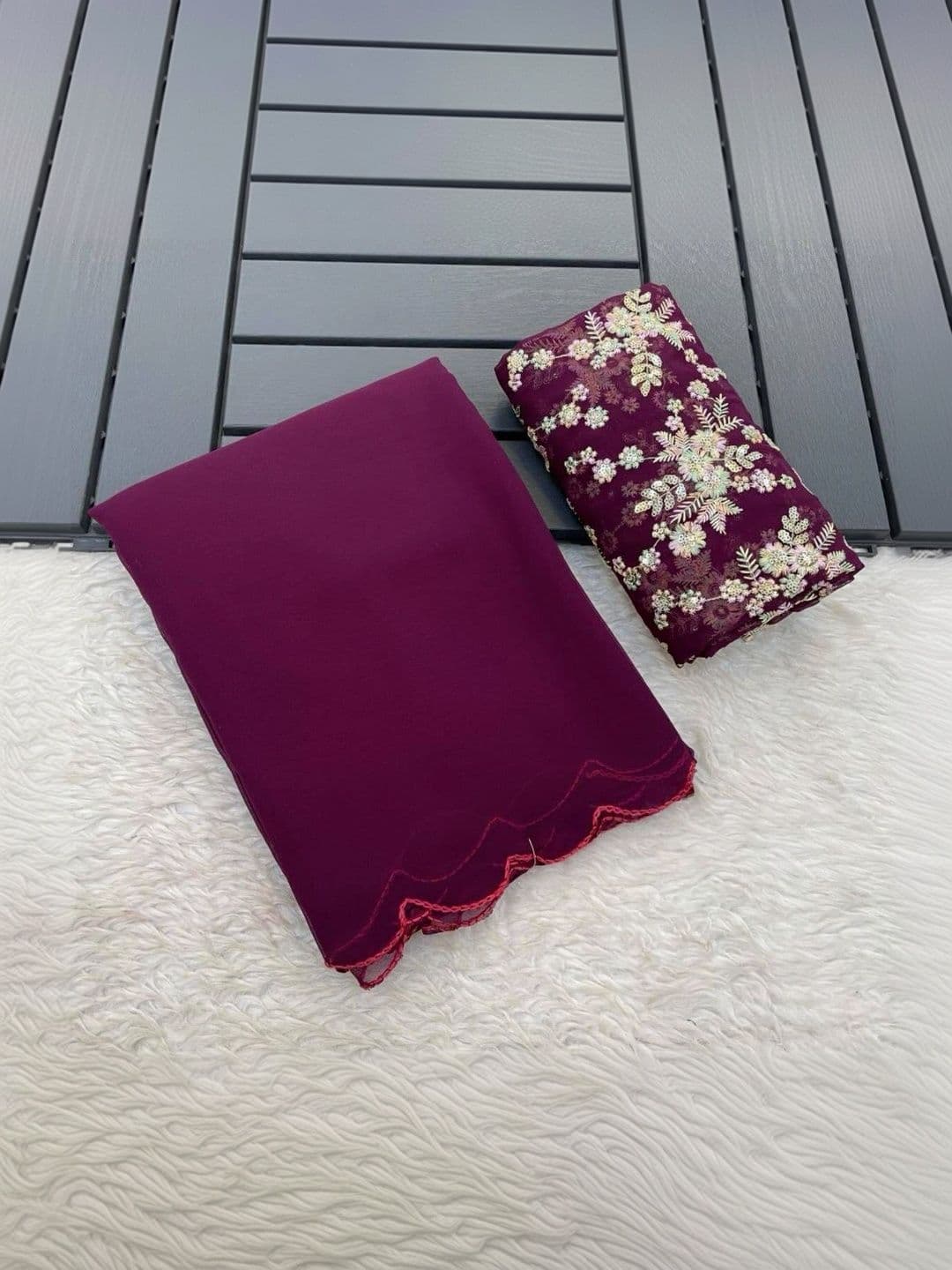 Vastra Drape Floral Embroidered Poly Georgette Saree thumbnail 4