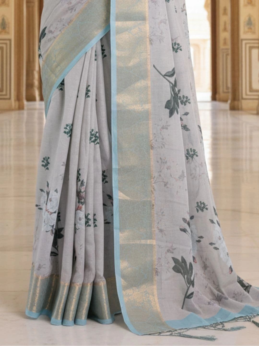 Mitera Floral Silk Blend Designer Saree thumbnail 2