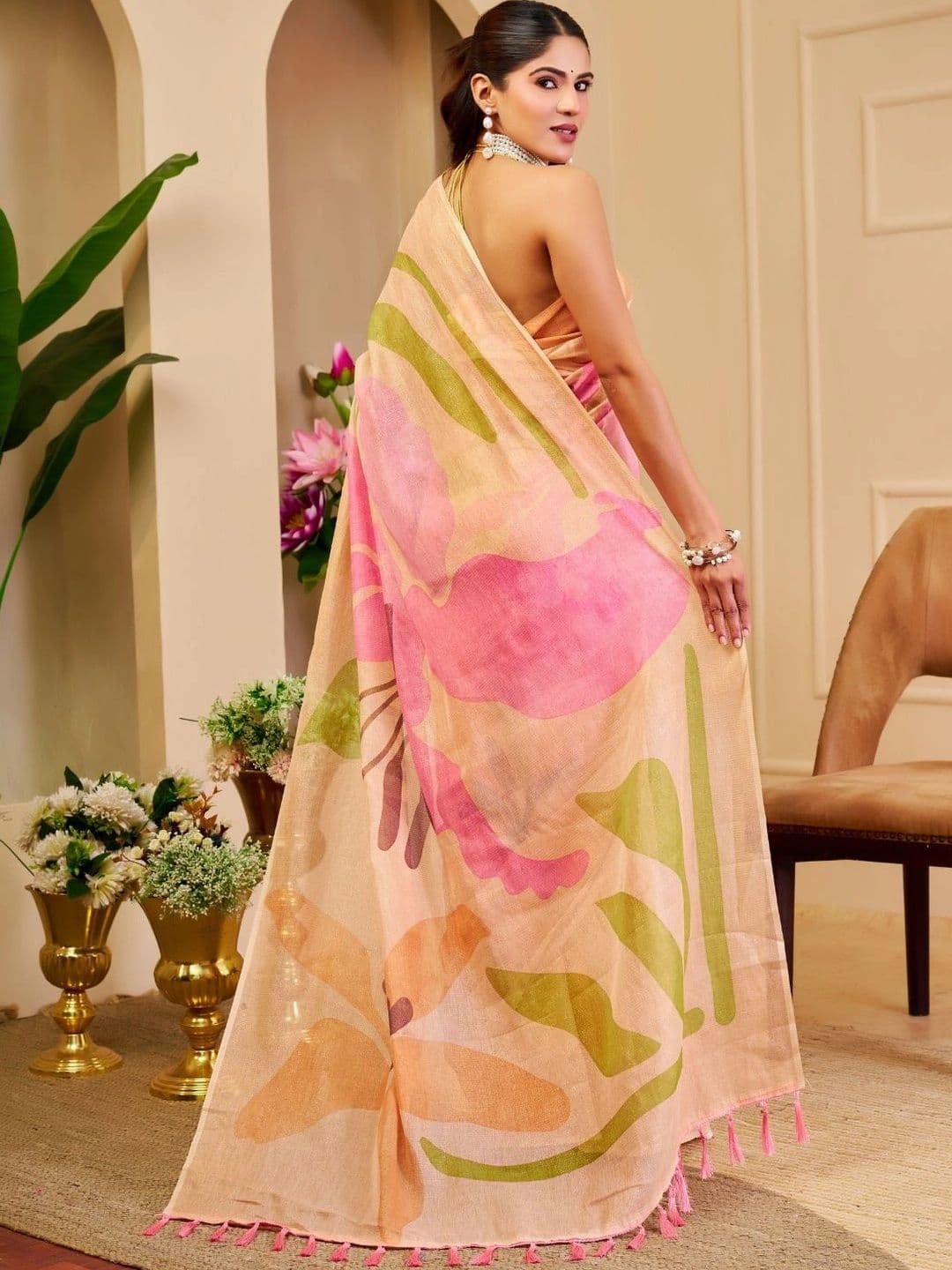 Mitera Floral Tissue Designer Saree thumbnail 2