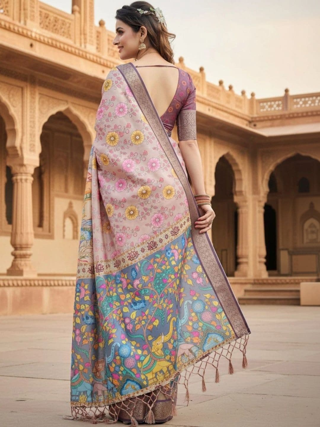 Mitera Floral Silk Blend Designer Saree thumbnail 2