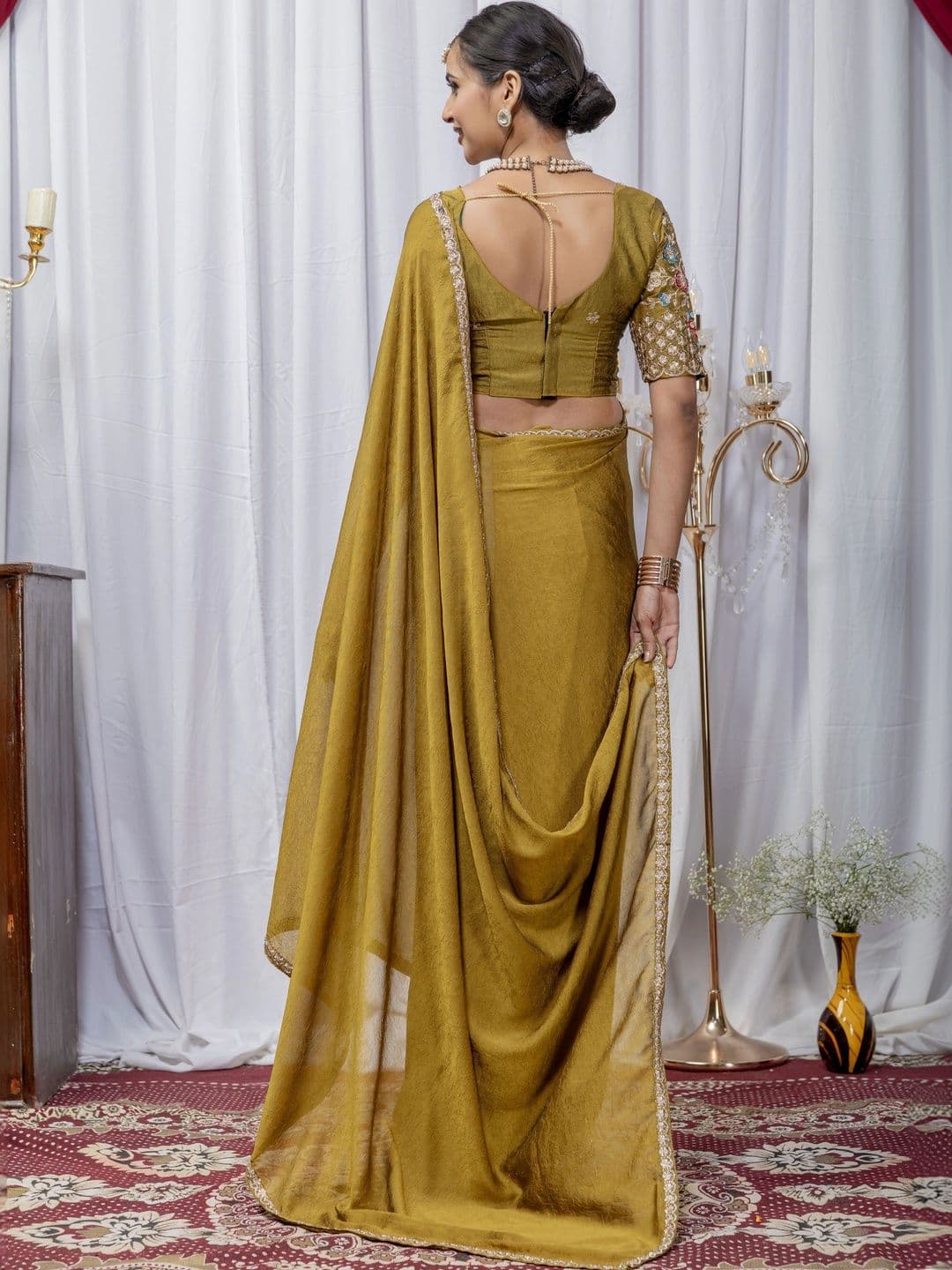 LabelVASTRA Embellished Embroidered Poly Georgette Saree thumbnail 4