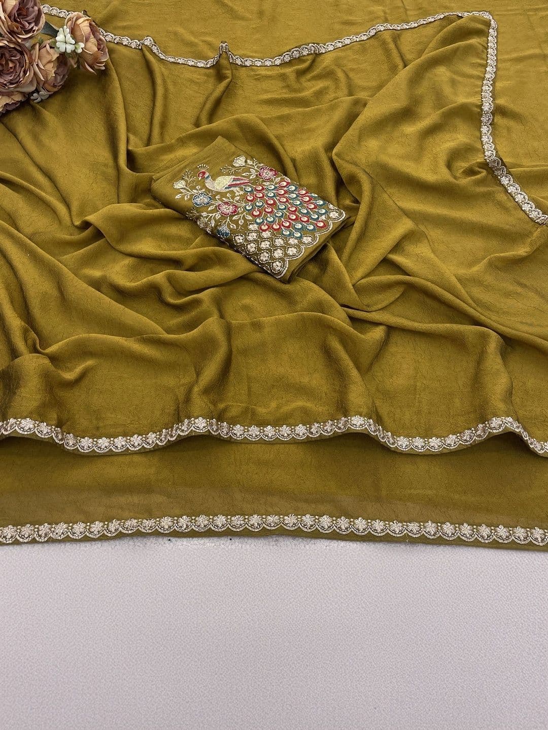 LabelVASTRA Embellished Embroidered Poly Georgette Saree thumbnail 3