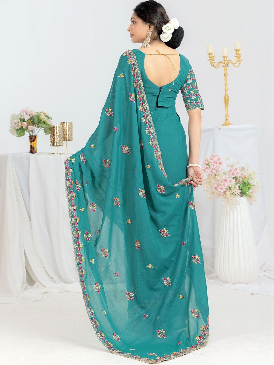 Saanvi Floral Embroidered Poly Georgette Saree thumbnail 5