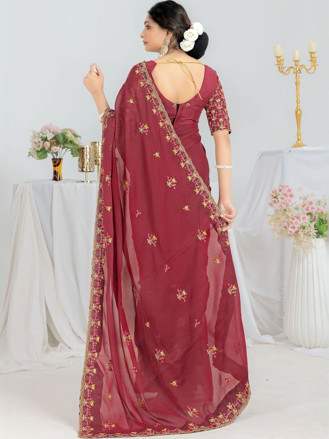 Saanvi Floral Embroidered Poly Georgette Saree thumbnail 6