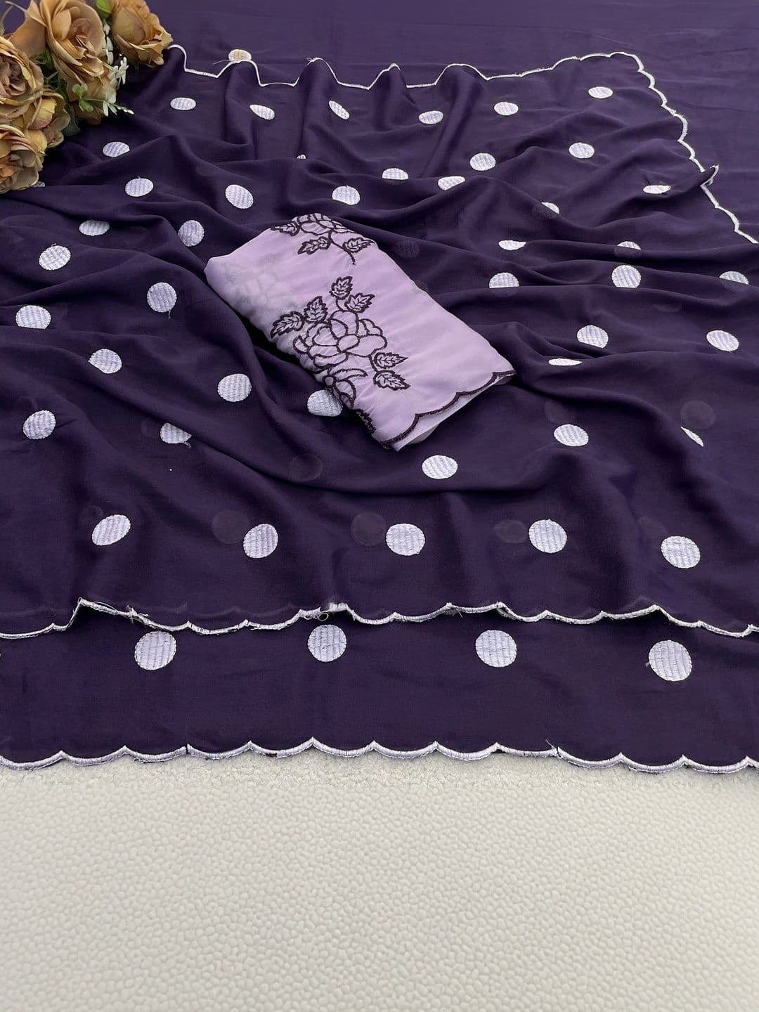 Saanvi Embellished Embroidered Poly Georgette Saree thumbnail 2