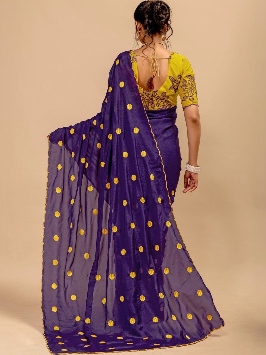 Saanvi Embellished Embroidered Poly Georgette Saree thumbnail 4