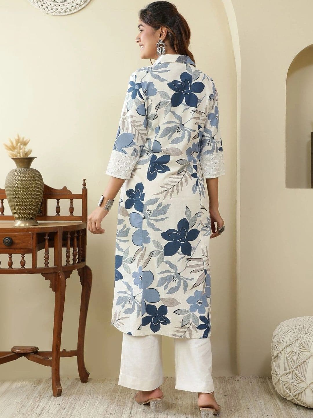 Anouk Women Floral Printed Floral Kurta thumbnail 5