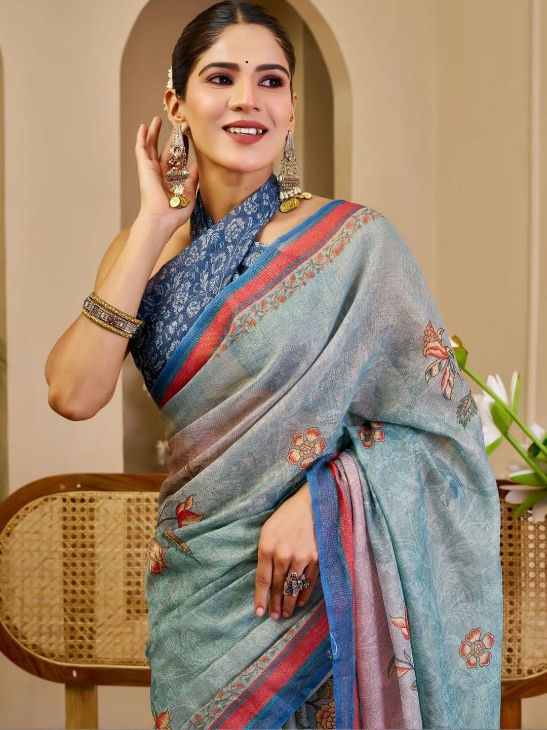 Mitera Floral Tissue Designer Saree thumbnail 6