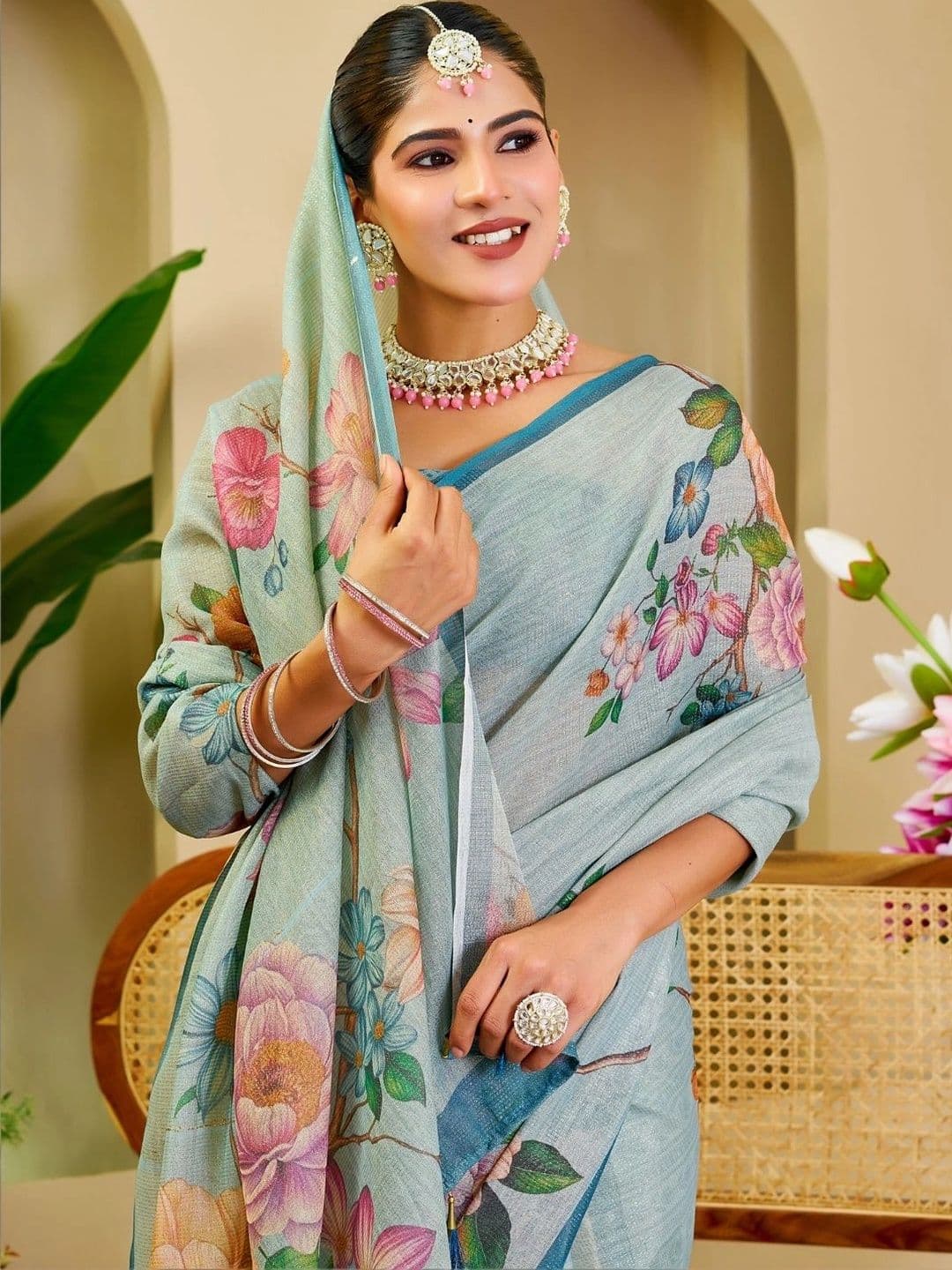 Mitera Floral Tissue Designer Saree thumbnail 5