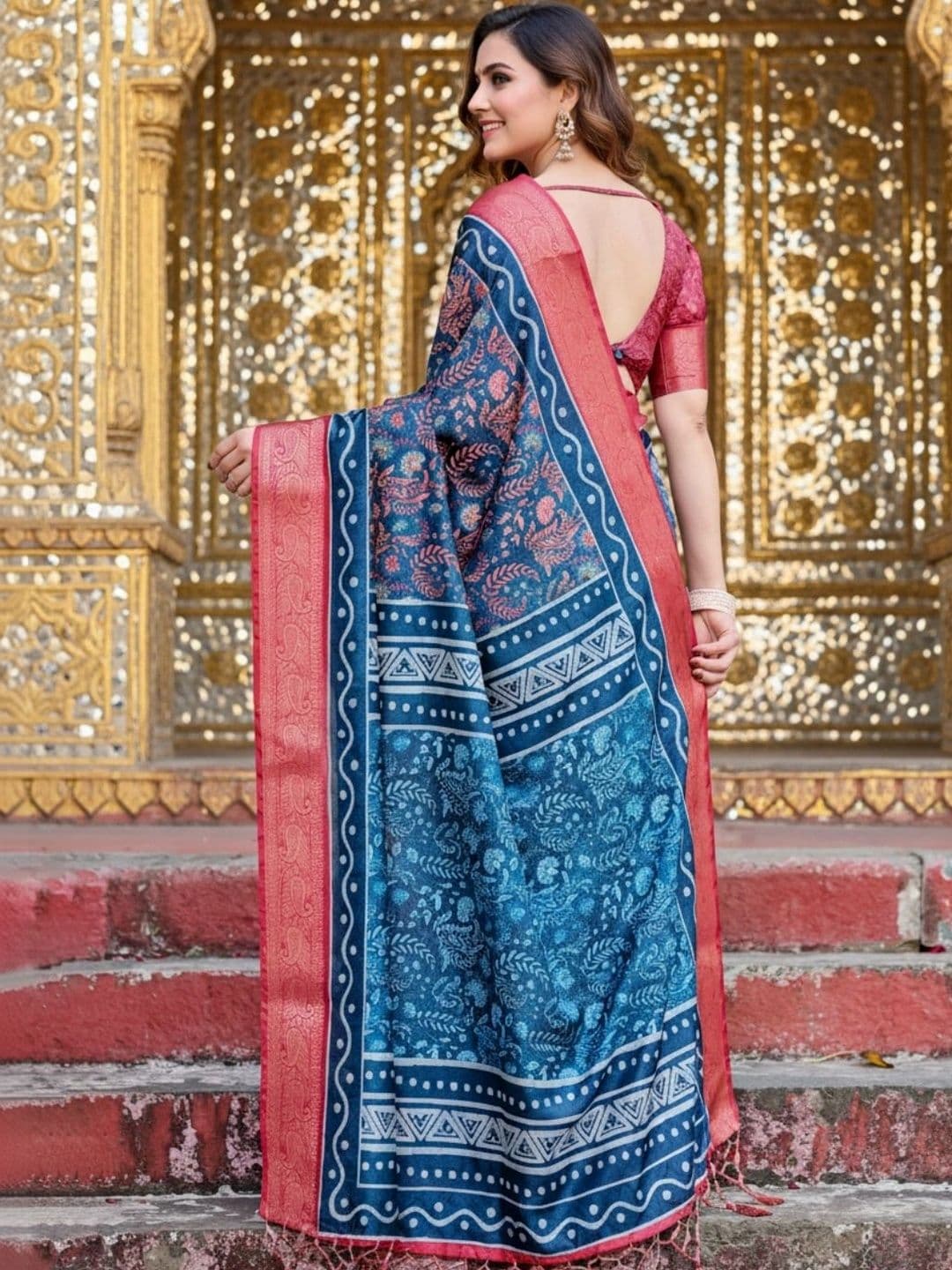 Mitera Floral Silk Blend Designer Saree thumbnail 3