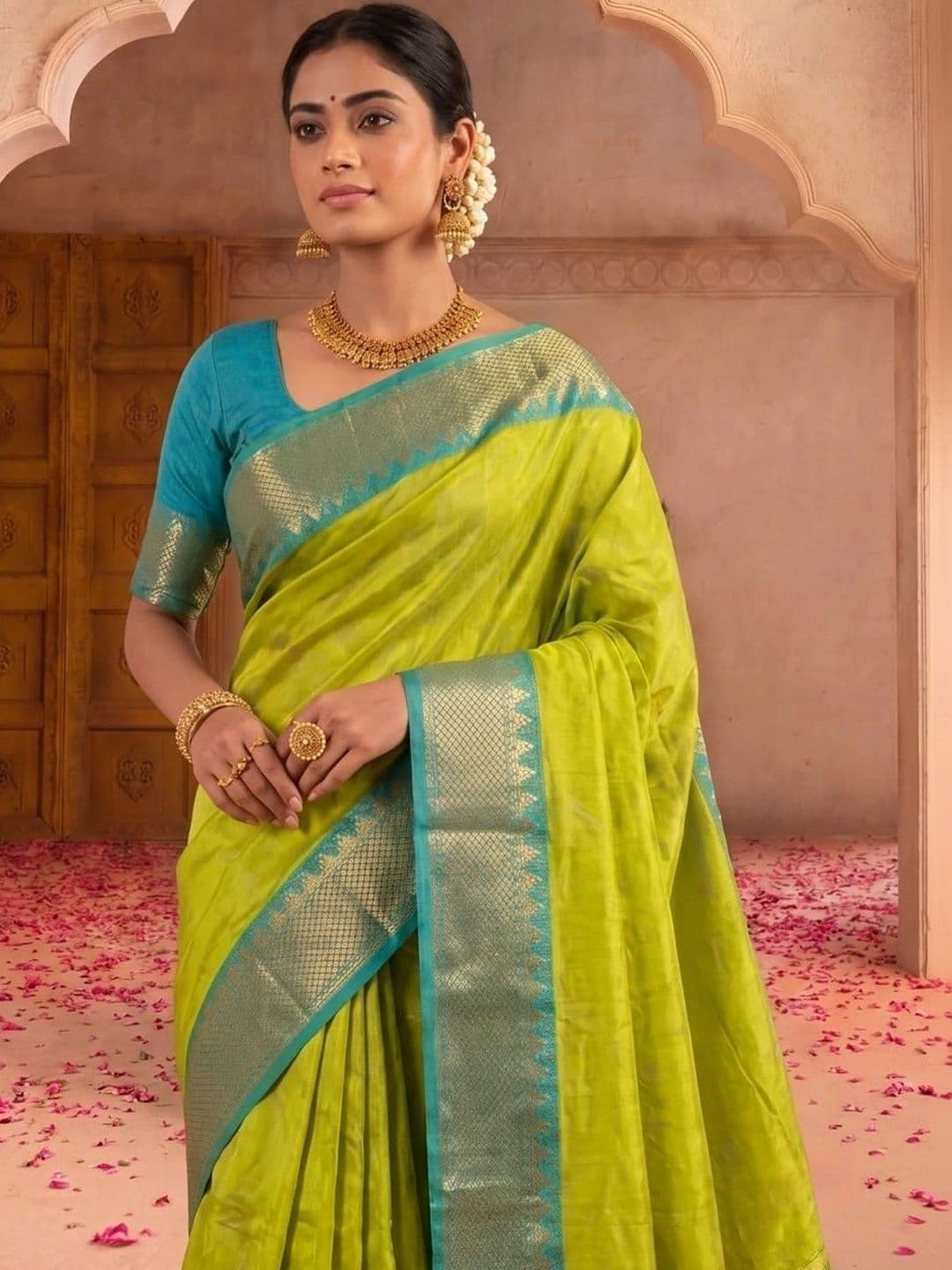 SAMANTHA Striped Zari Silk Blend Banarasi Saree thumbnail 7
