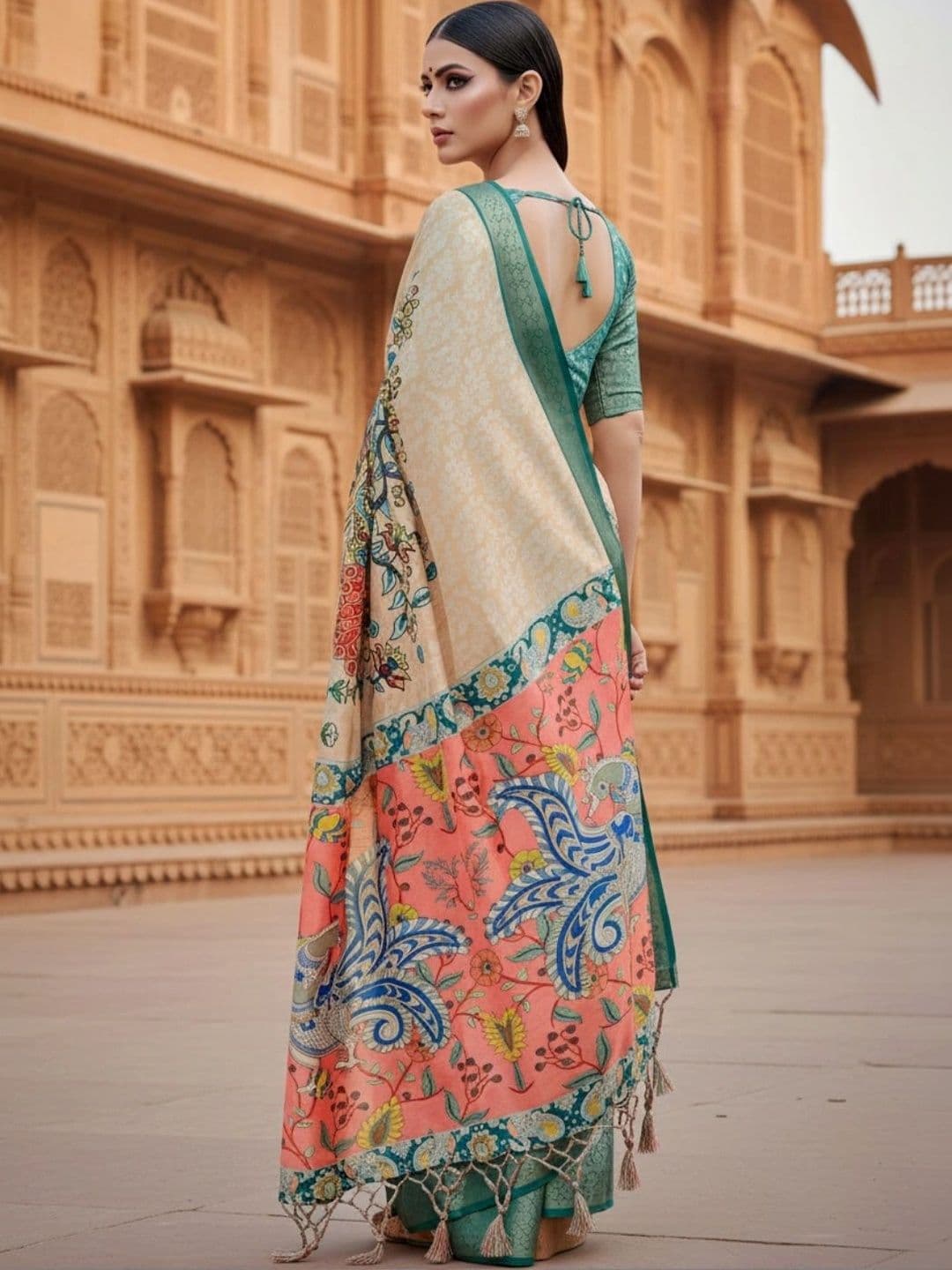 Mitera Floral Silk Blend Fusion Saree thumbnail 4