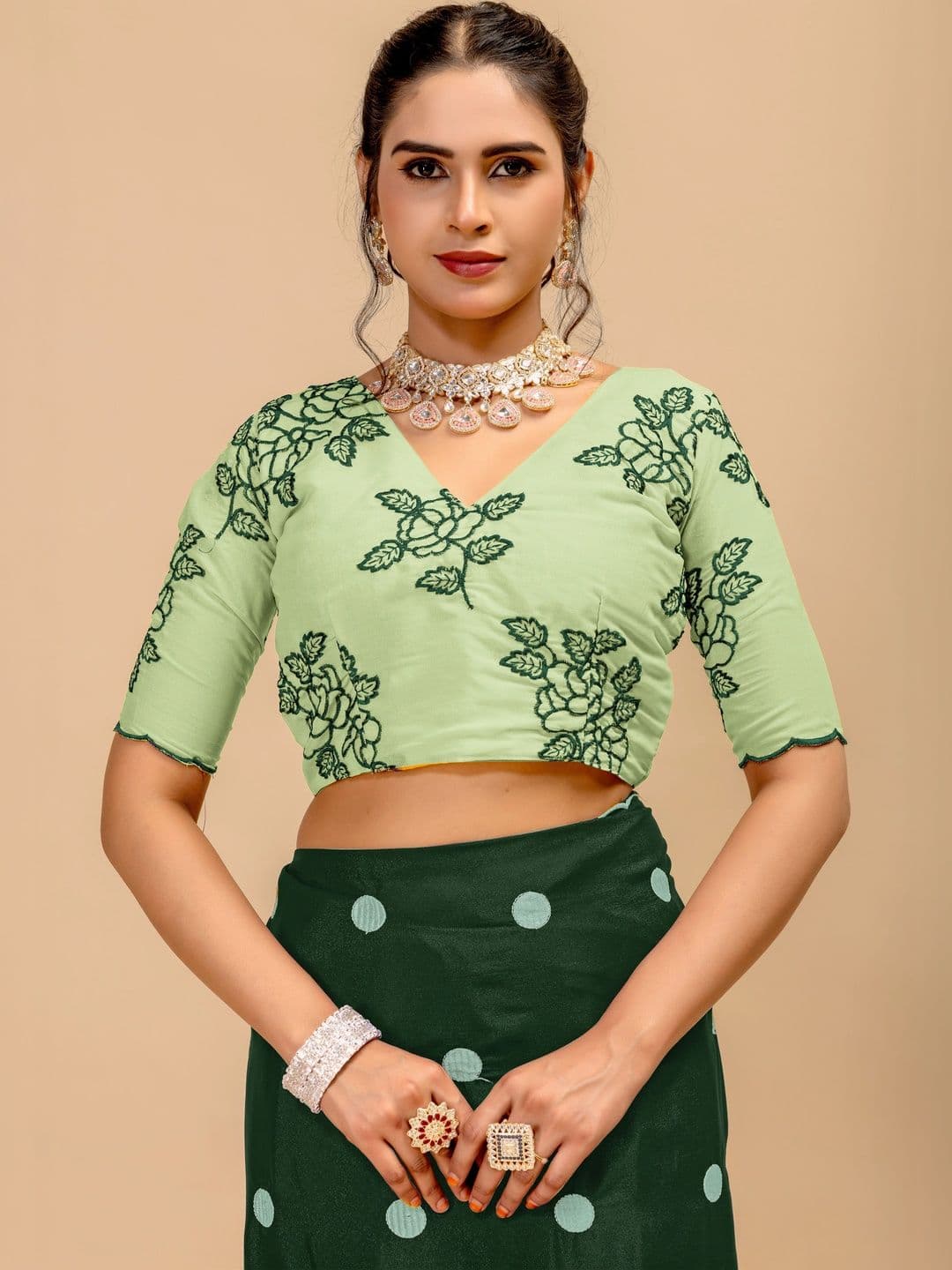 LabelVASTRA Embellished Embroidered Poly Georgette Saree thumbnail 2