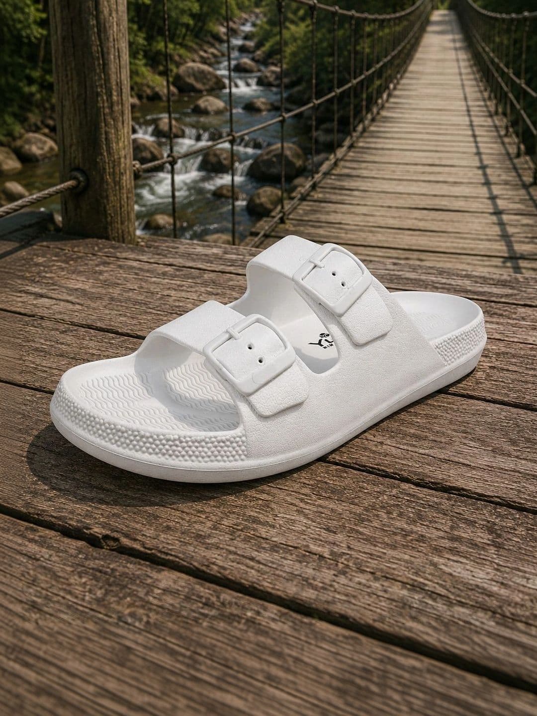TRV Men Buckle Detailed Slip On Flip Flops thumbnail 3