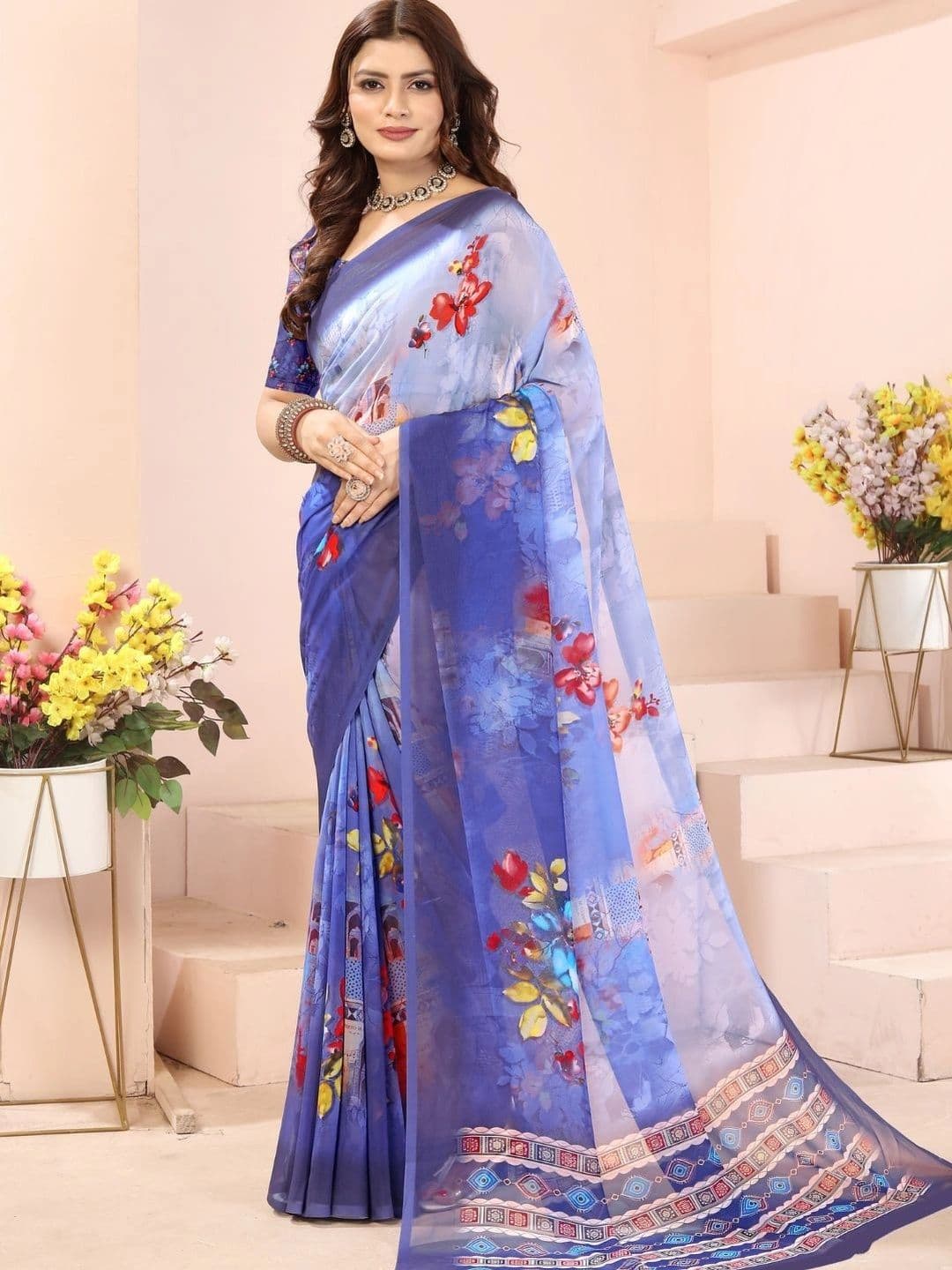 Mitera Floral Pure Georgette Designer Saree thumbnail 2