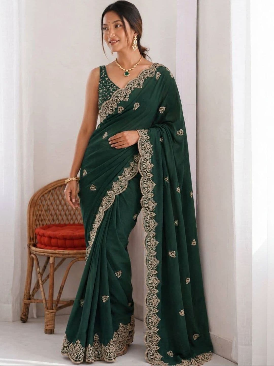 LabelVASTRA Embellished Embroidered Poly Georgette Saree - view 1